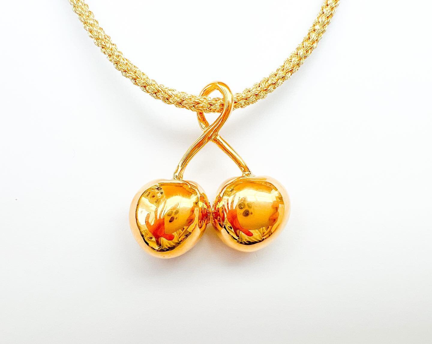 Cherry necklace in gold plated or 9 carat gold with handwoven gold thread. Originally hand-carved in wax (swipe to see wax work), you can see the trace of my hand in every jewel. Order yours now at www.josephinedestael.com #jewellery #lostwaxcasting 