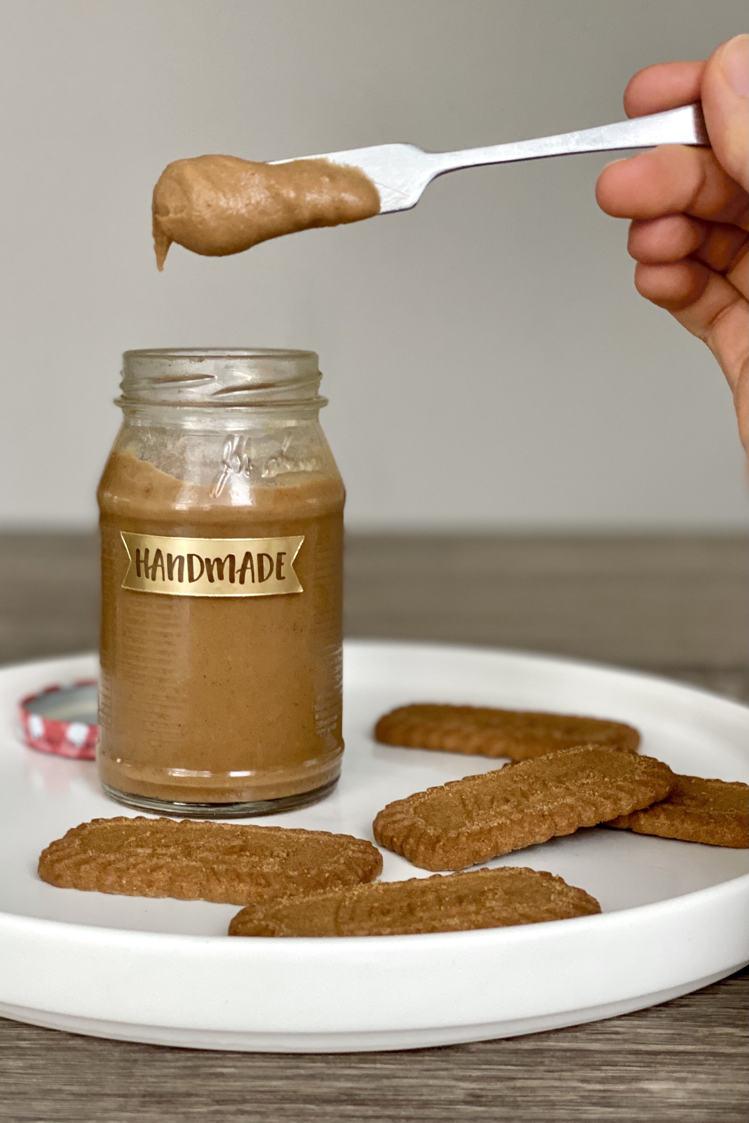 Homemade Speculoos Cookie Butter Recipe - Simply Scratch