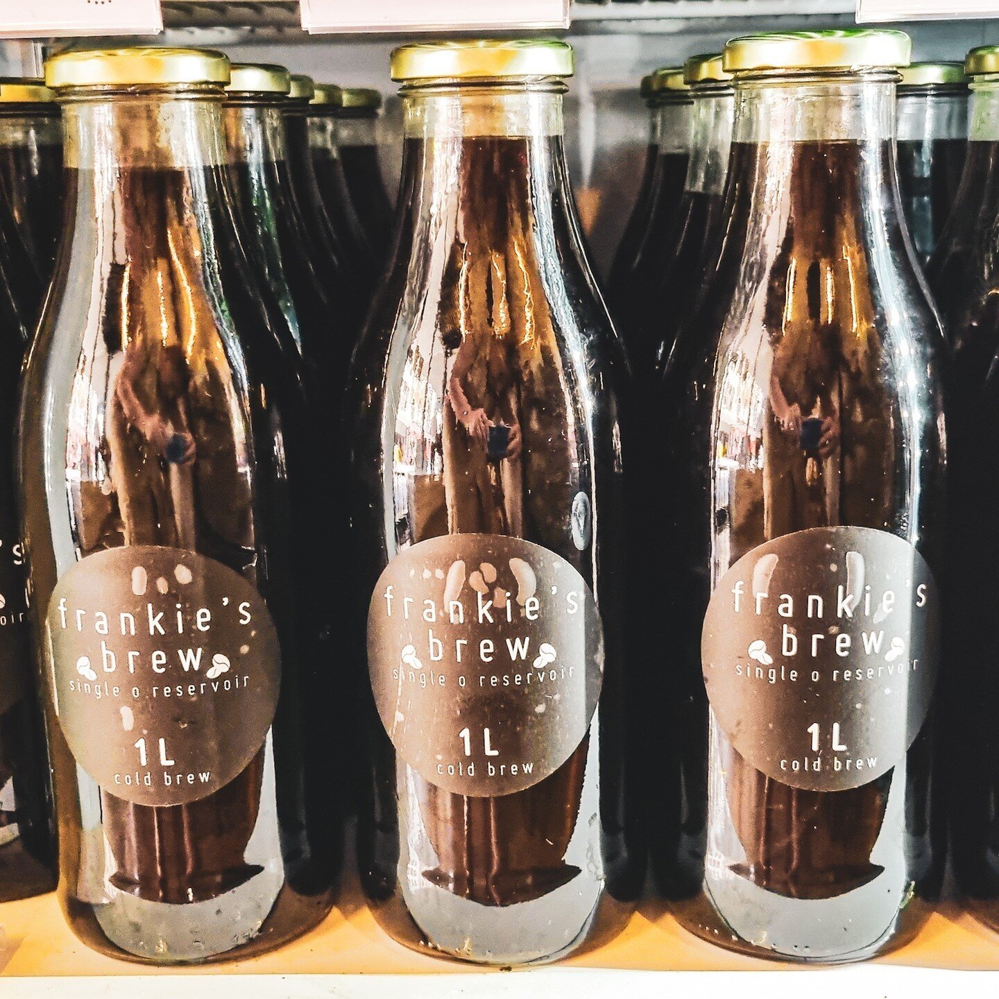 Before you head off from work today, pop down to @frankie_andgeorge to grab some cold brew to get you through the early morning tomorrow and your public holiday.⁠
⁠
We will be closed for Anzac Day Public Holiday.⁠
⁠
⁠
#thankyou #closedtuesday #anzacd