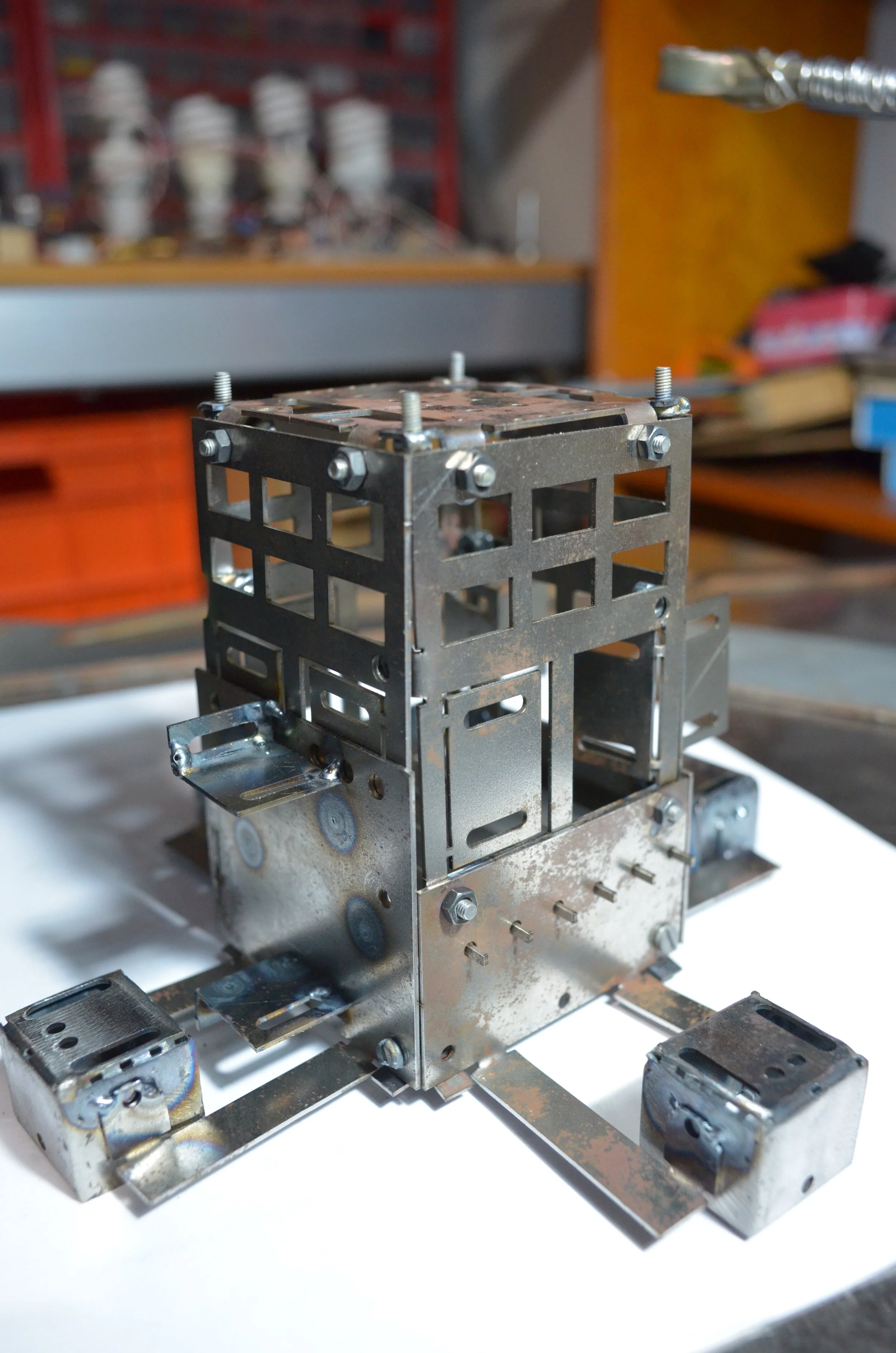 To manufacture the robot, I modeled the frame pieces on Fusion 360, cut the pieces from metal plate and sheet in a CNC laser cutter and TIG welded it (minimum heat deformation).