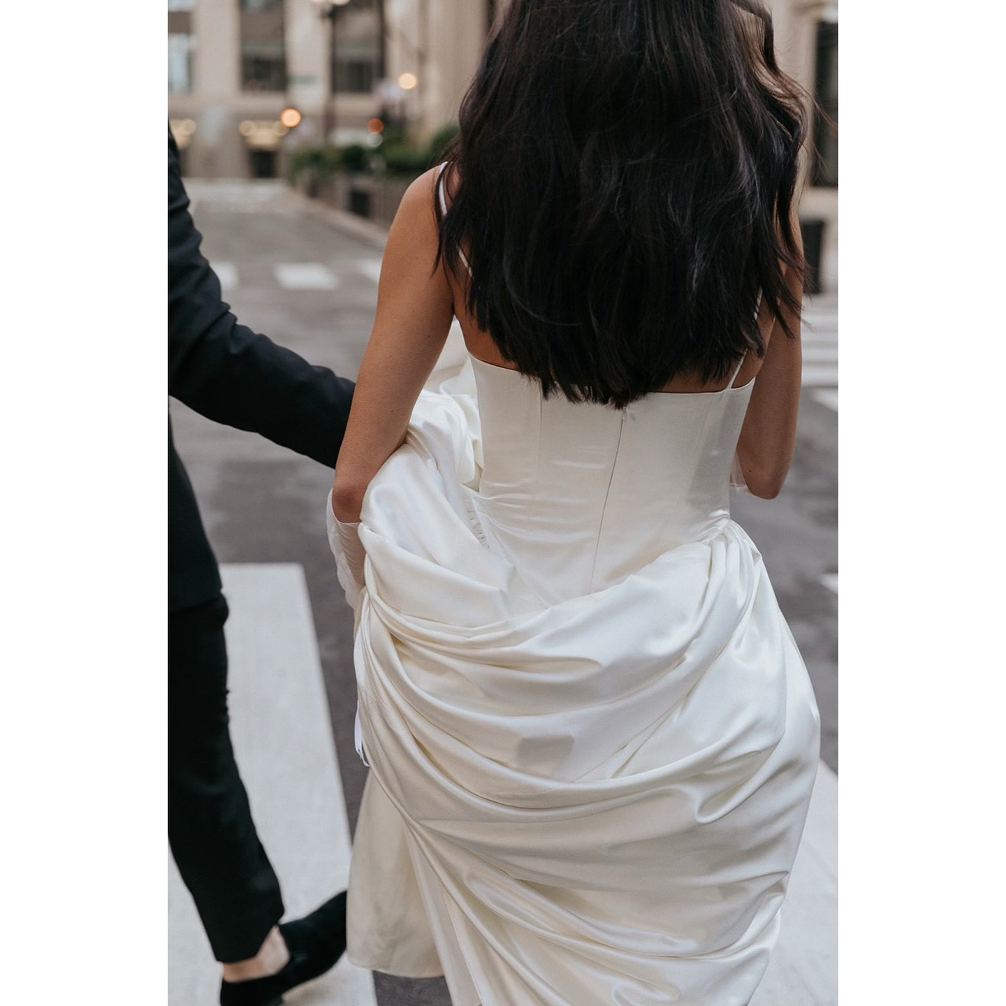 vibe
INFORMAL
noun
1.
a person's emotional state or the atmosphere of a place as communicated to and felt by others.
--
#ErinGrahamHair 
--
@alishatova 
@ljsonmyfeet 
@lolaeventpros 
@shannicat 
@bellebridalatelier 
@beauty_commons
