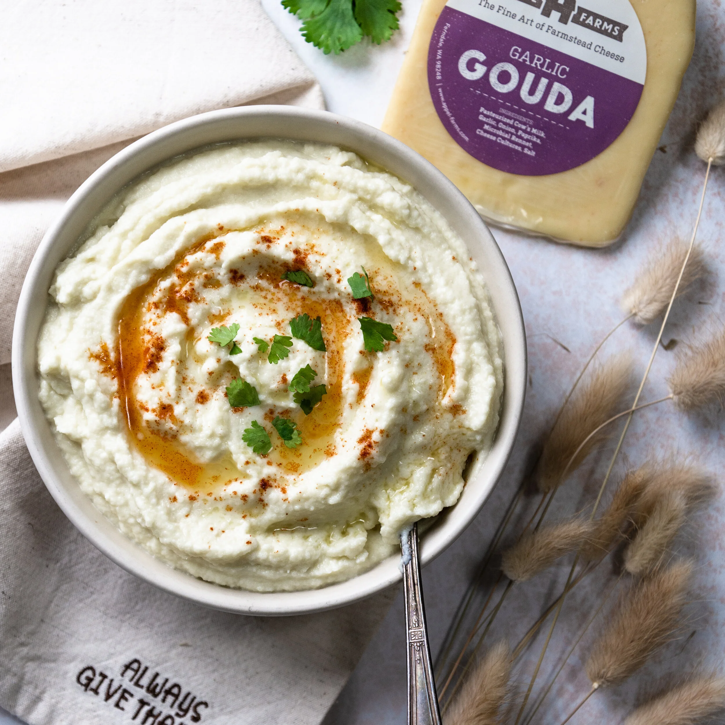 Cheesy Garlic Mashed Cauliflower