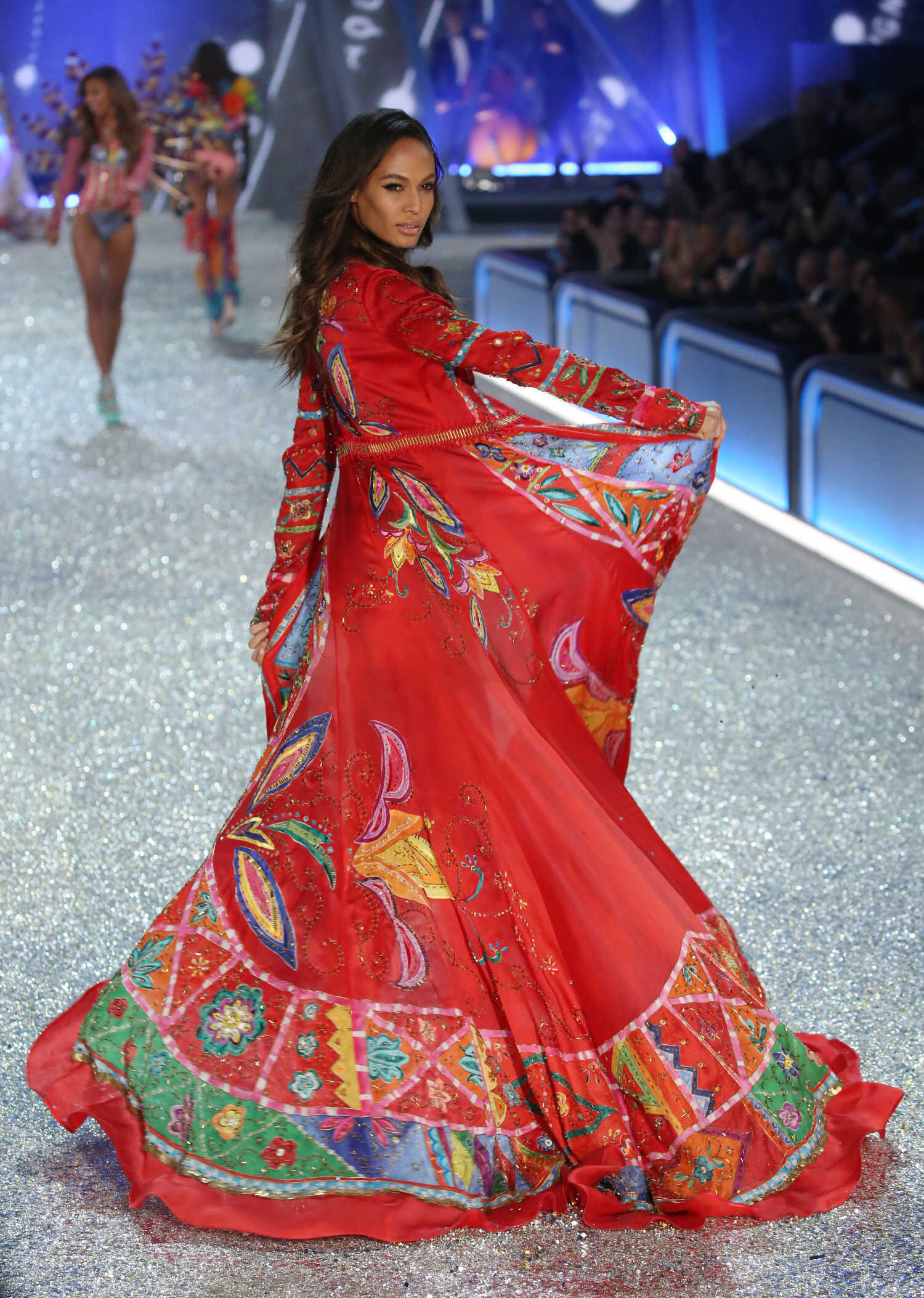 Victoria Secret Angels Runway 2016