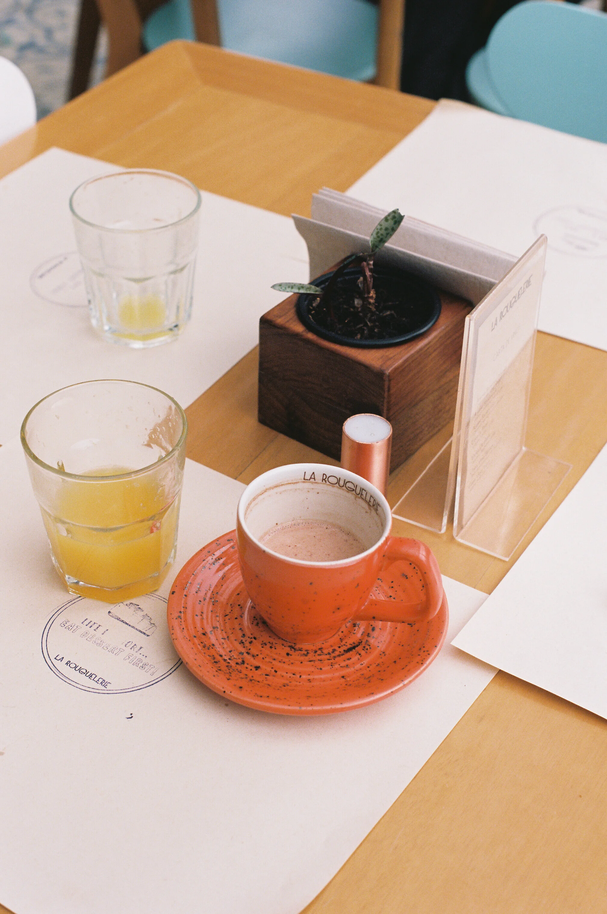 Cafe on Ektar