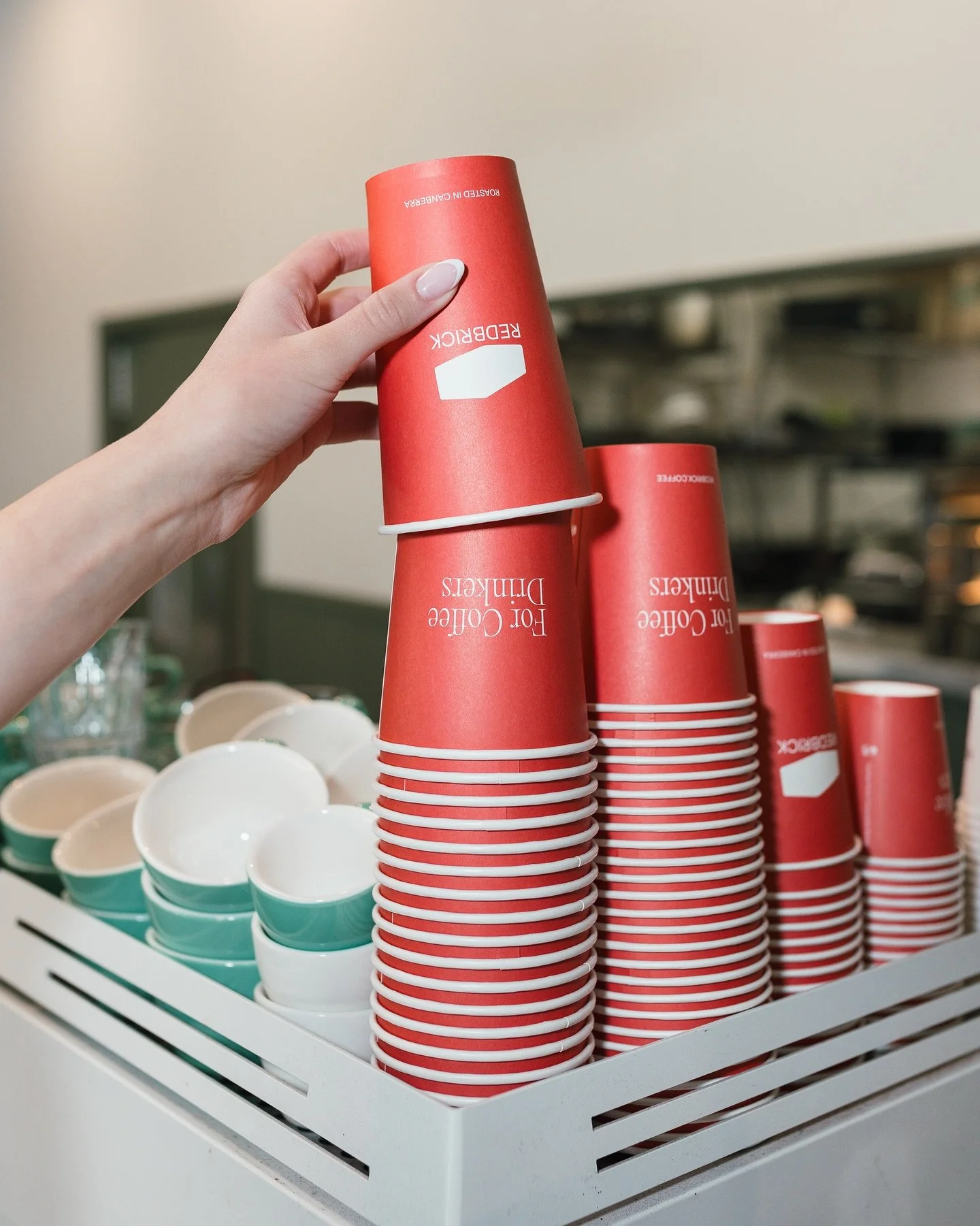 A recent @abitetoeatchifley shoot, ft. a suspiciously cohesive colour palette. ❤️👌🏼