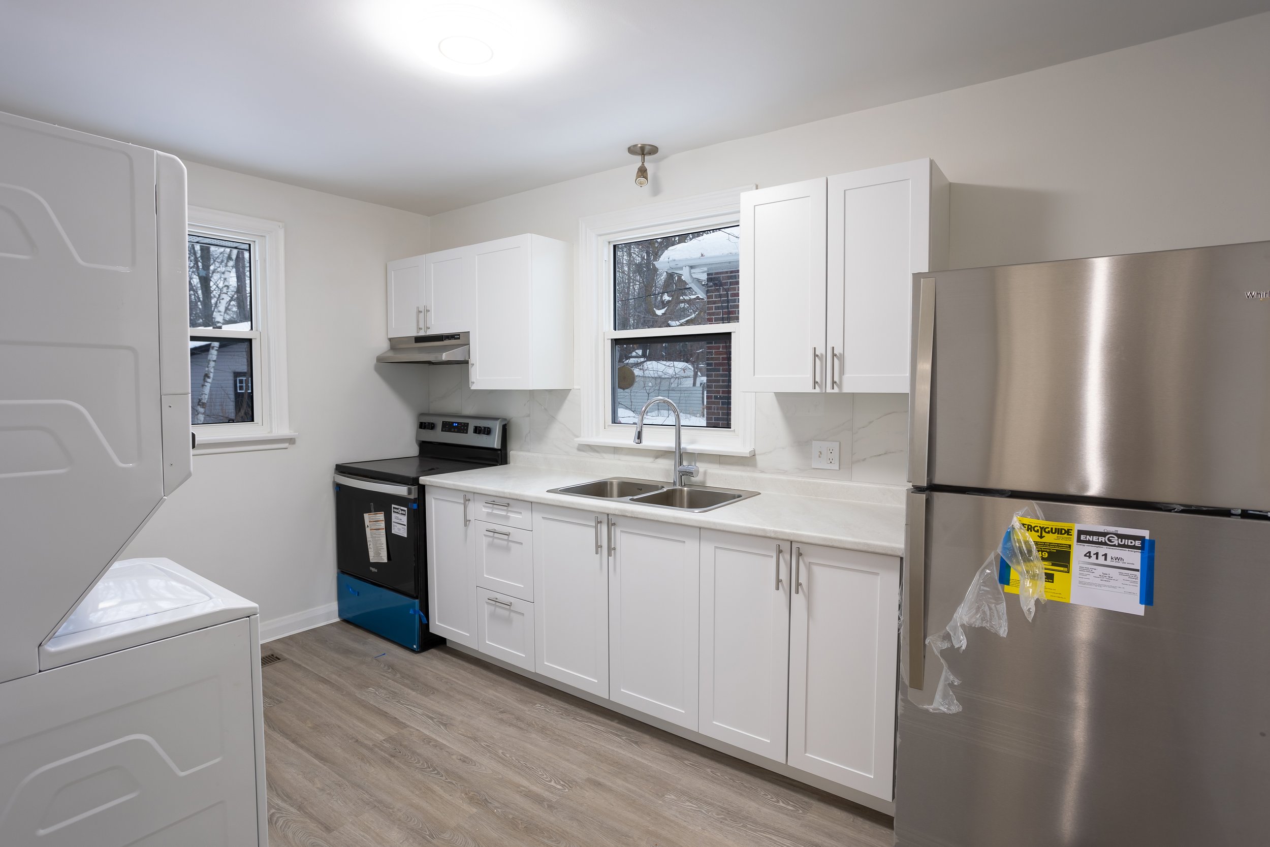 Brand new kitchen + Brand new Appliances