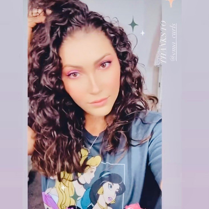 My Gorgeous Guest @_jay_lovee  has come such a Long Way since I first started working with her Curls!  She had a lot of damage but Not Any More !!&hellip; So Wonderful to see the Process &hellip;Love, Love Love !! 😍❤️👍
 
#VMACurls #DualCertified
#R