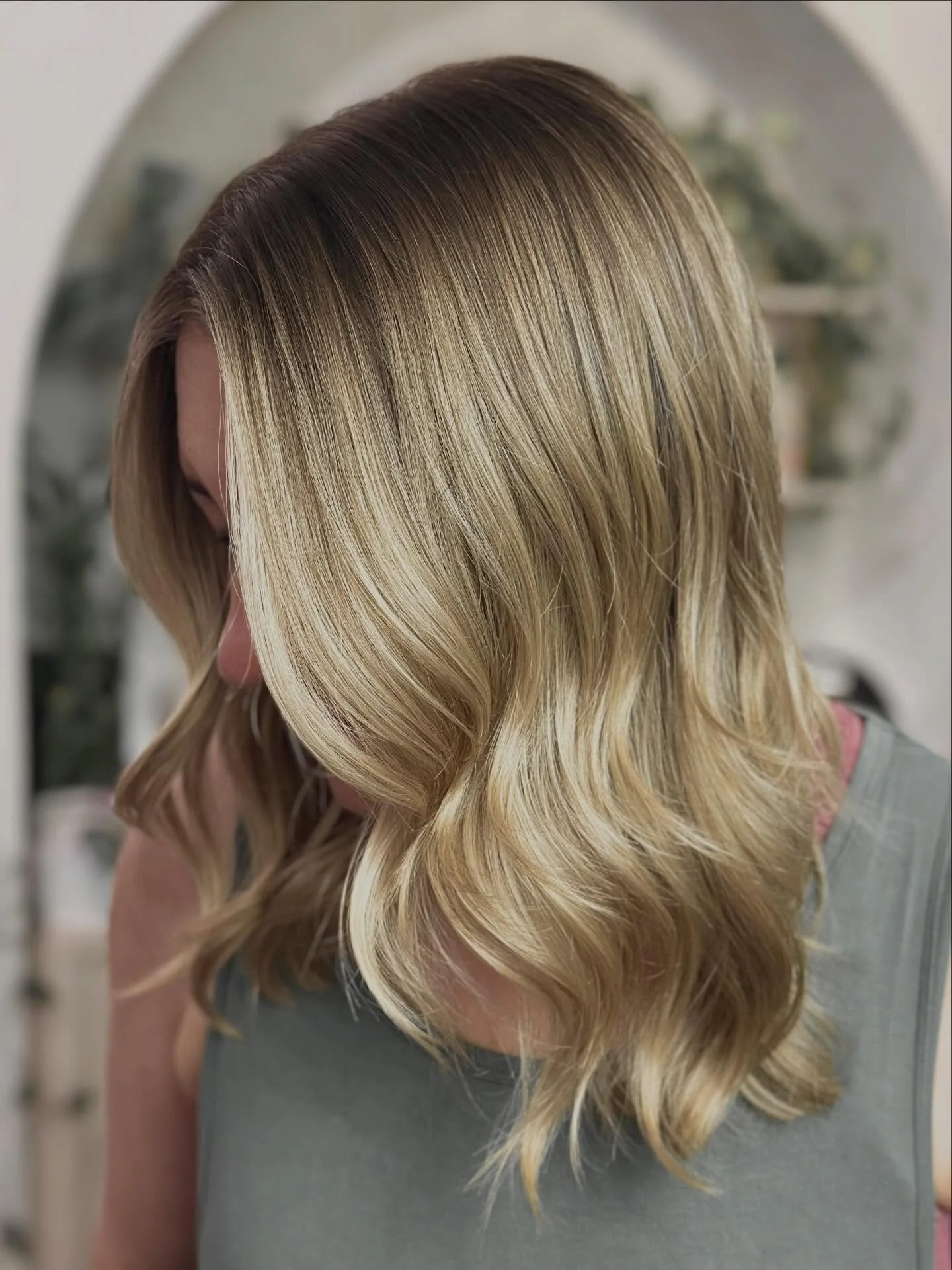 Go brighter for spring with a lived-in blonde that glows for months ✨😌

After a trim, we added blended highlights for a bright blonde with a melted tone for a seamless grow out. Perfect for a brunette wanting to go lighter while keeping it soft and 