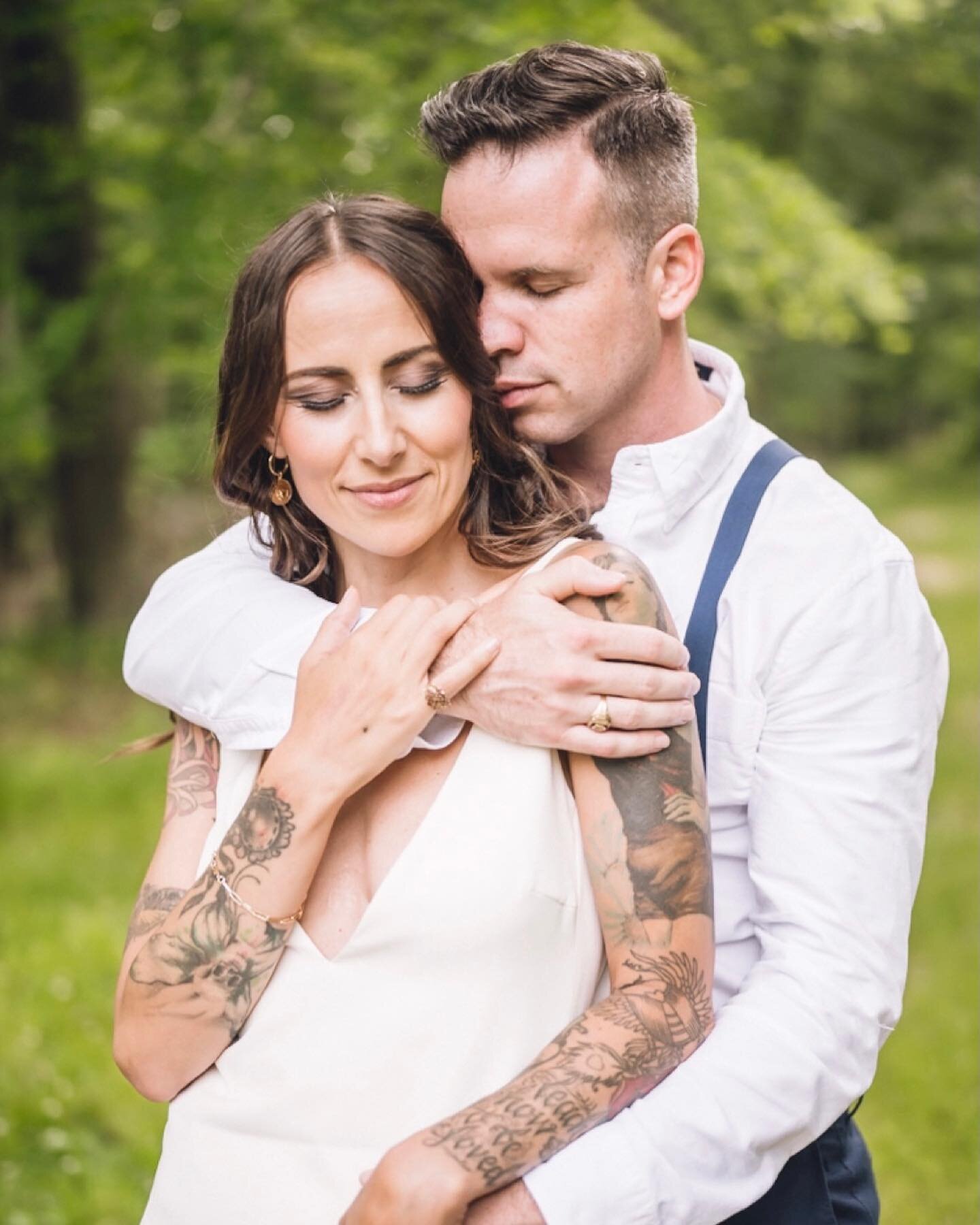 You are worthy
of being loved
by a heart so bright
the sun blushes
in admiration.

I love us @everydaylivin 
Photo by @johndefioraphotography 
Make up @beautyschoolednj 
Hair @essieruizhair 
Dress @abigail_bride by @madewithlovebridal 

#weddingphoto