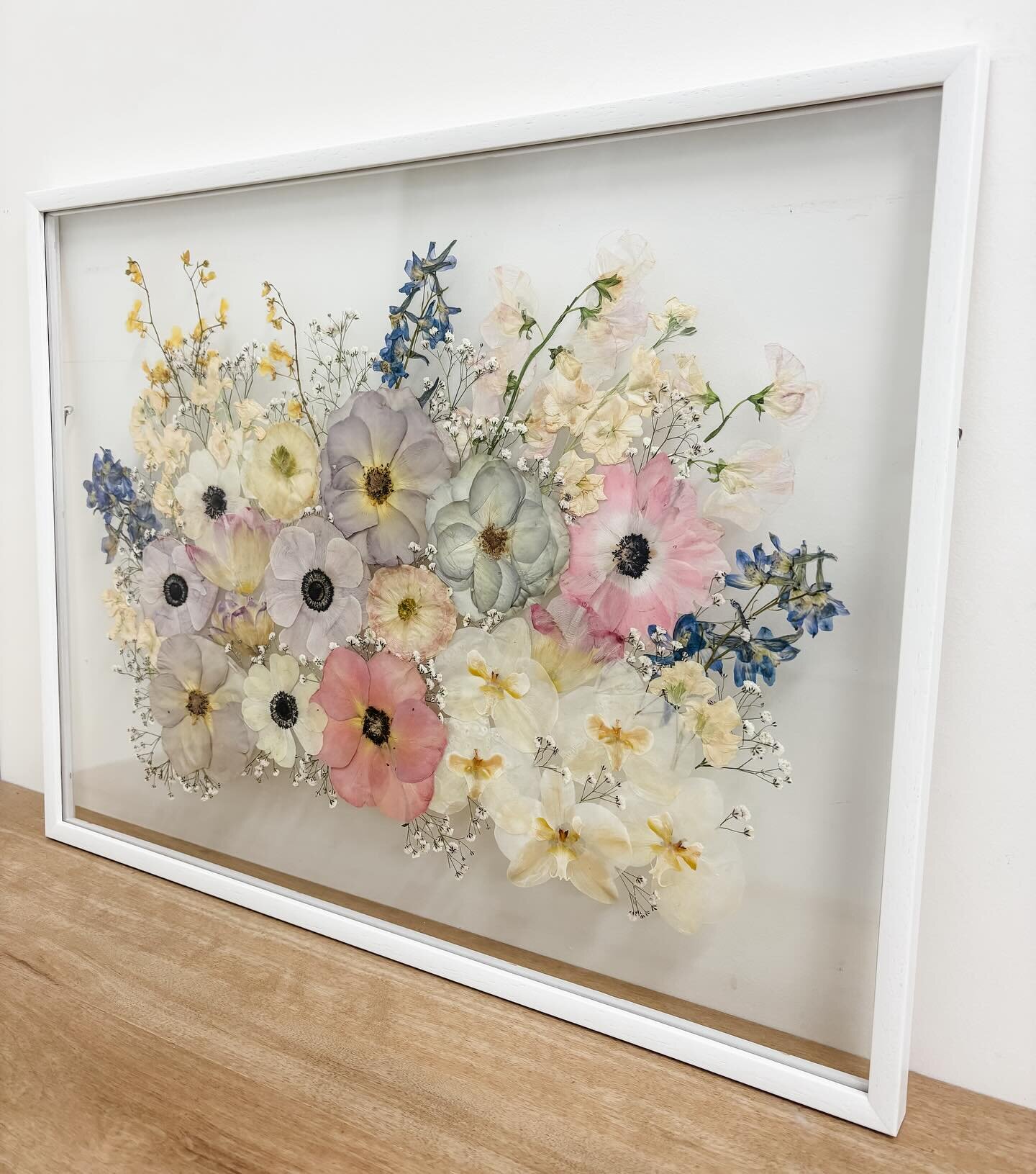 For Emily 🩷🩵🤍

Beautiful florals by @flowerroomqueenstown framed to keep forever in our grand frame in white, bouquet style. 

Thank you so much Emily for trusting us with your precious flowers! 

#floralpreservation #botanicpress #bouquetpreserva