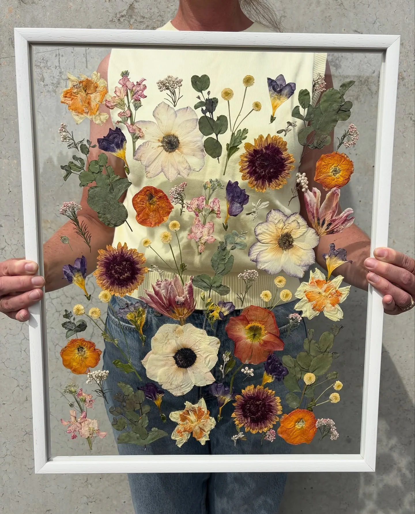 Happiness, pressed and framed. There&rsquo;s just something about spring flowers 💛🧡