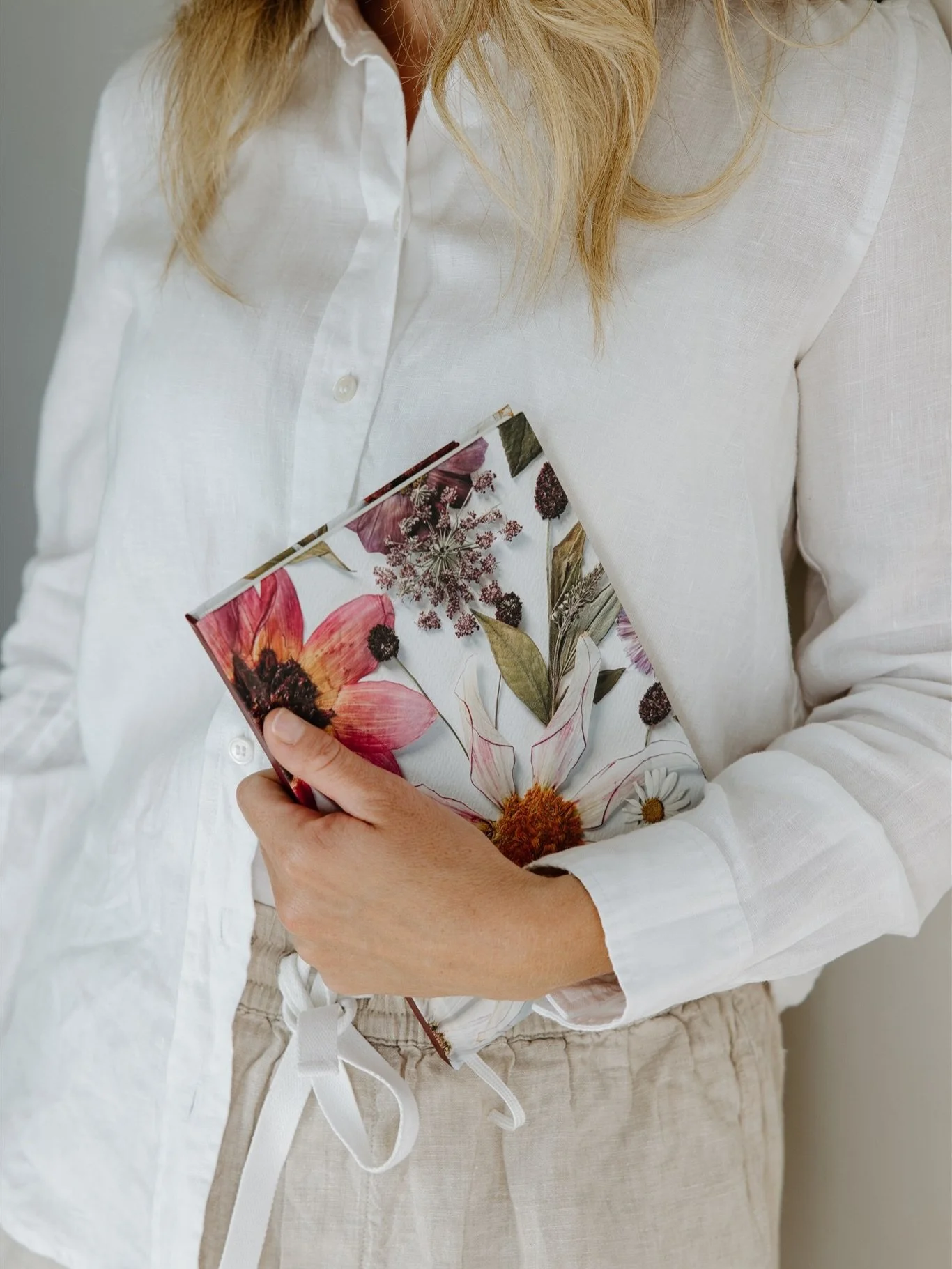 Mother&rsquo;s Day is just around the corner 🤍

We&rsquo;re including a FREE card of your choice with your order. Simply add your favourite and use code MOTHERSDAY at checkout.

We&rsquo;ll wrap everything with care, and can send it straight to her 
