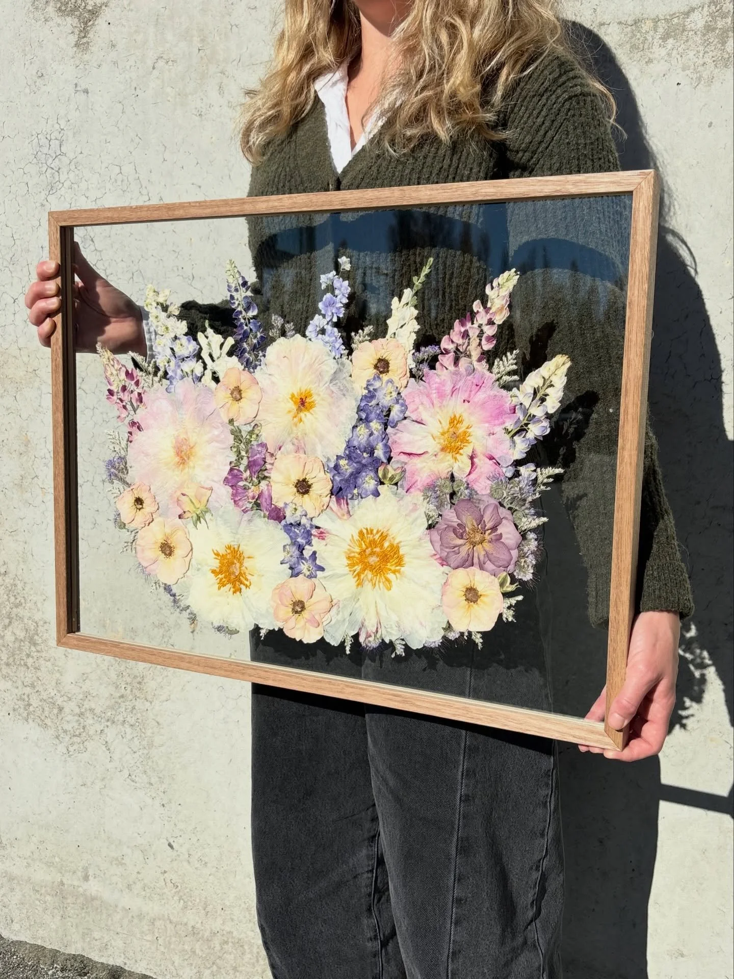 Do peonies press well? Absolutely &mdash; and they might just be one of our favourites 🩷

Grand | Bouquet | Oak