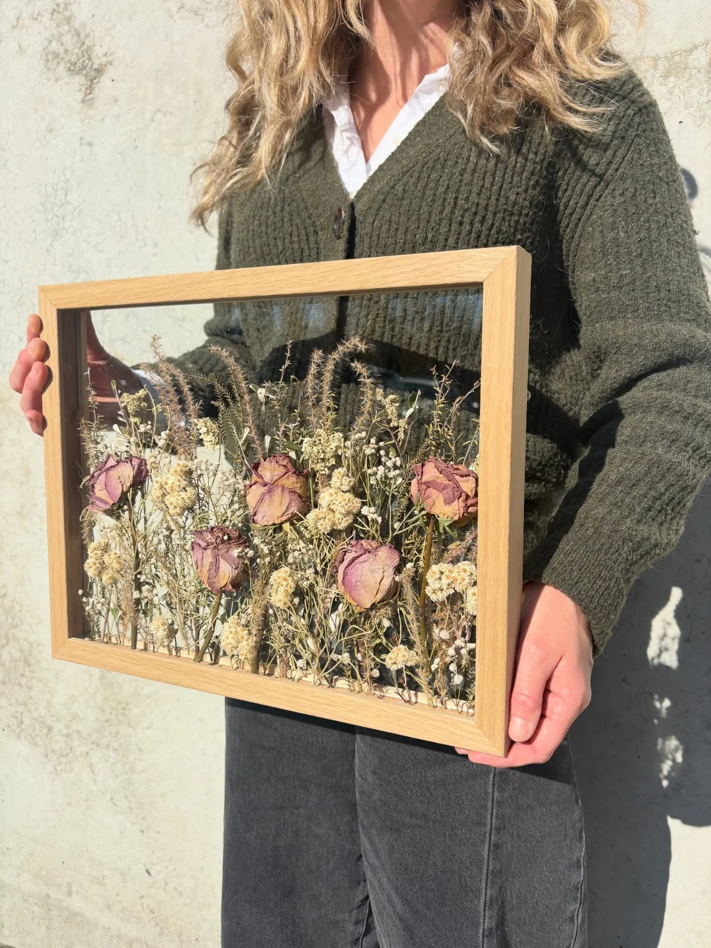 Already dried, but still full of beauty 🤎
If you have a bouquet tucked away in a cupboard, drawer, or box somewhere &mdash; don&rsquo;t worry, we can often still work with dried flowers to create something lasting and meaningful.