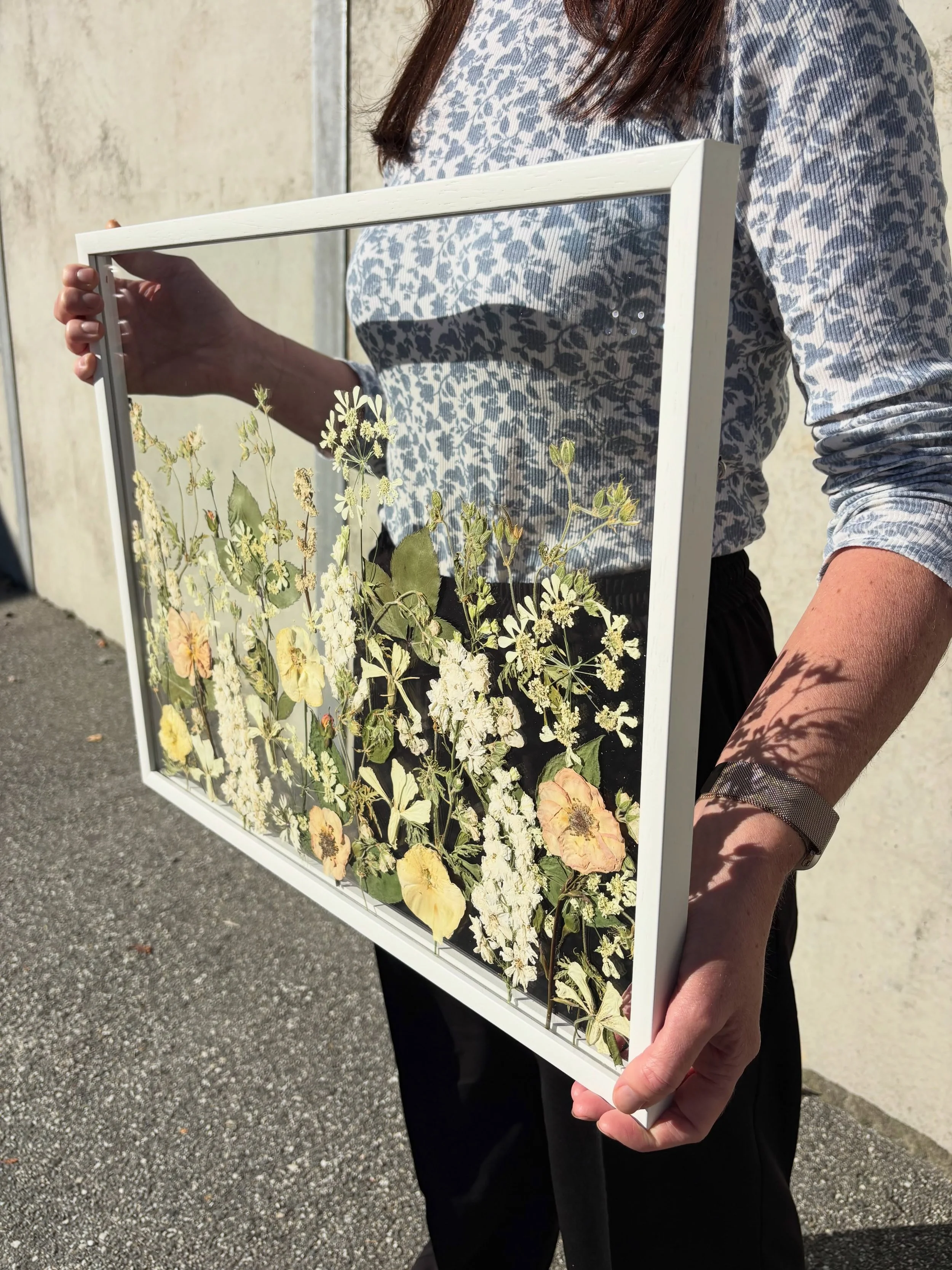 For Claudia 💚

Classic | Meadow | White