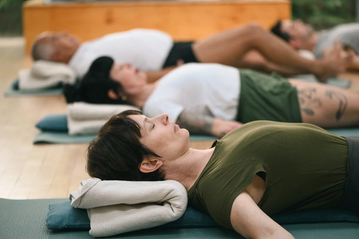 Iyengar Yoga Teachers Practice- iyengar-yoga-london-authentic-yo