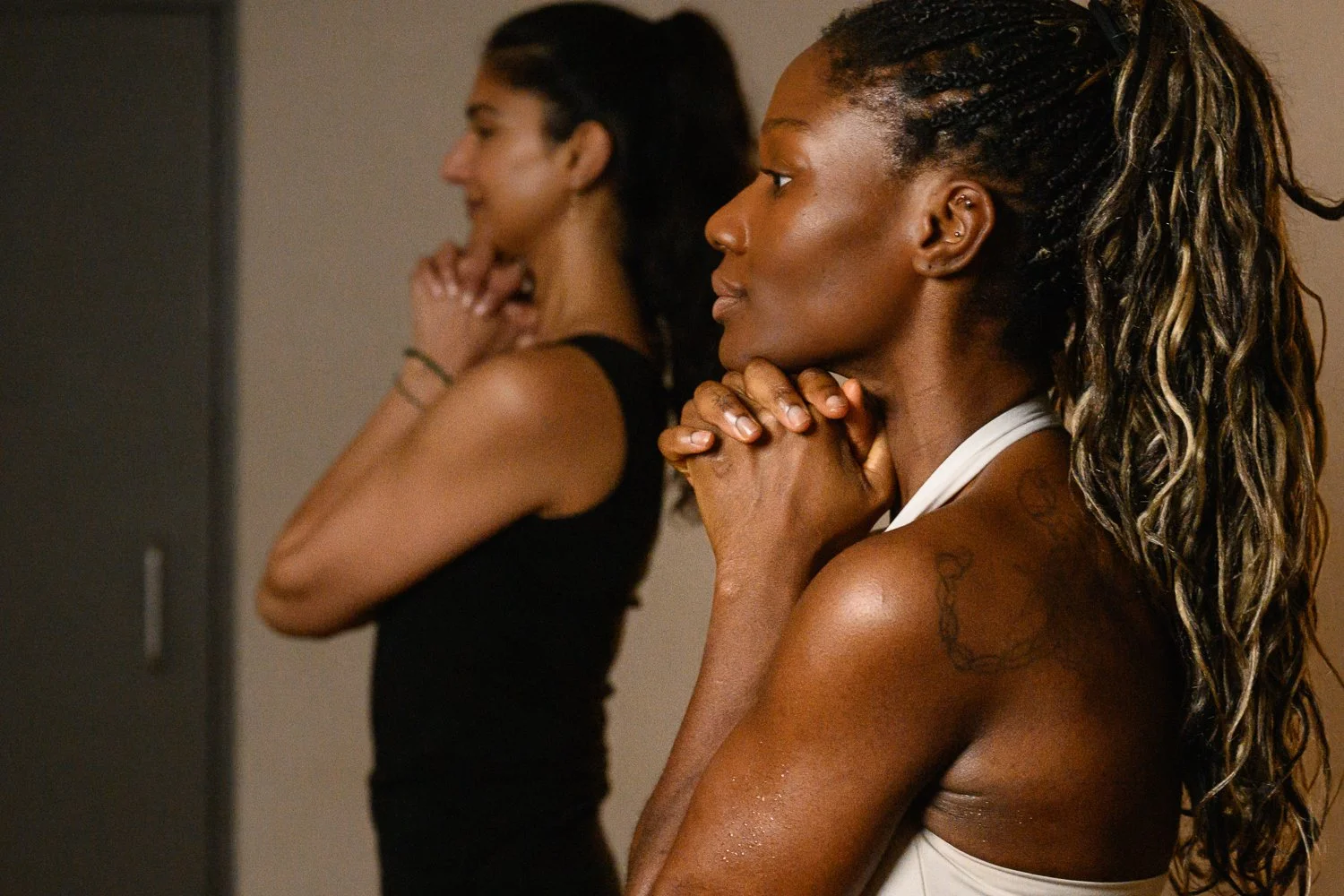 hot-yoga-photography-breeze-beckenham