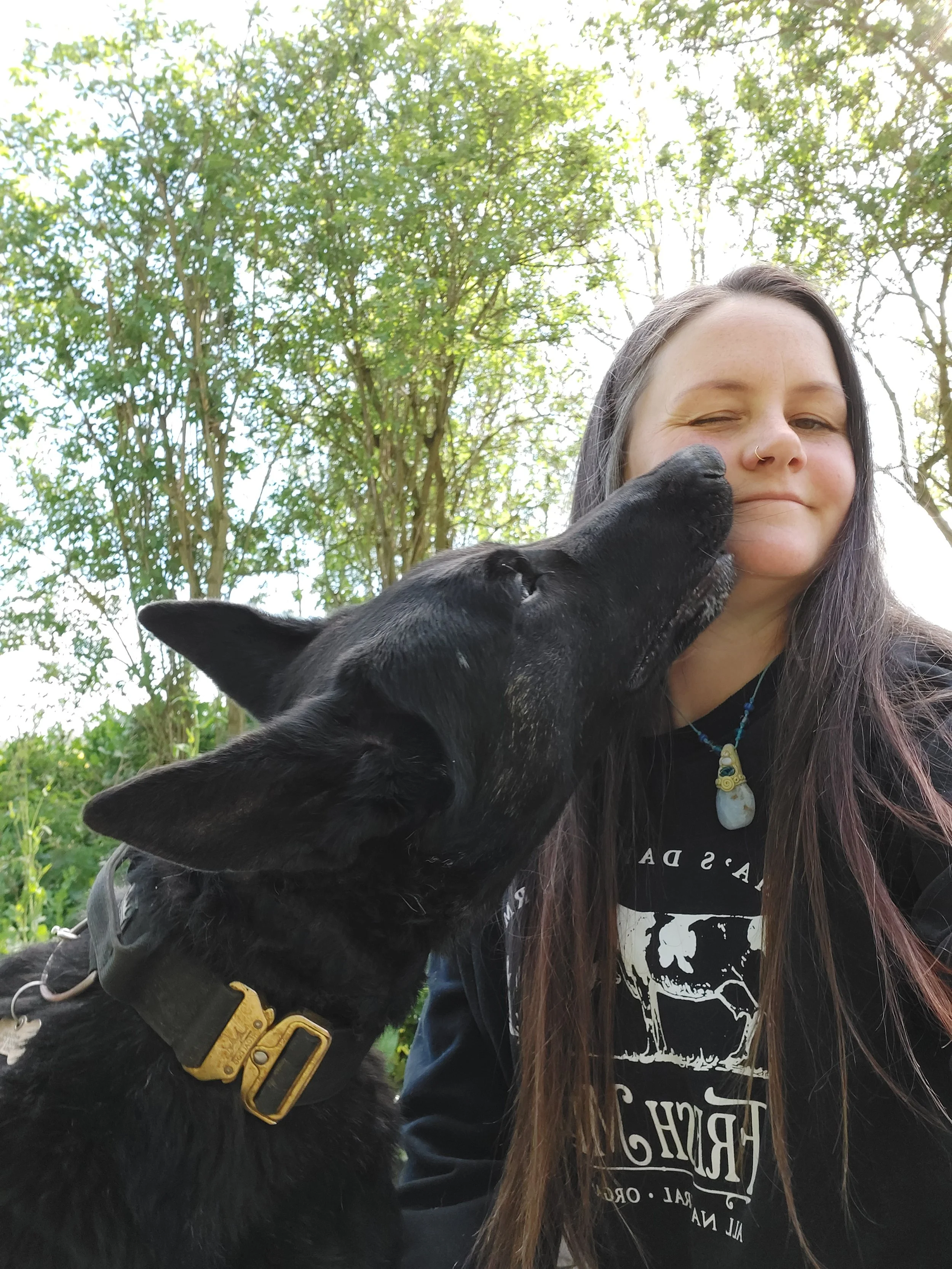 kisses from our gsd