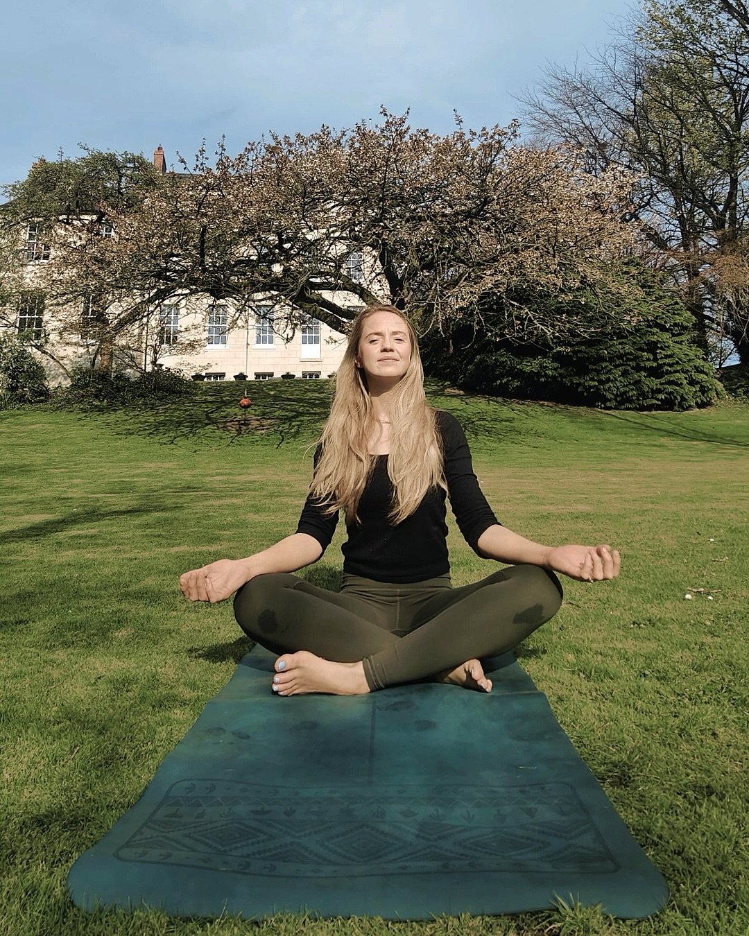 We love seeing our @theyogalearninghub graduates out in the world doing beautiful things, like Megan @_studiofern_ planning ahead for Summer Solstice, June 21st&hellip;

Megan is now teaching at a stunning new venue, The Old Rectory, Macosquin, and o