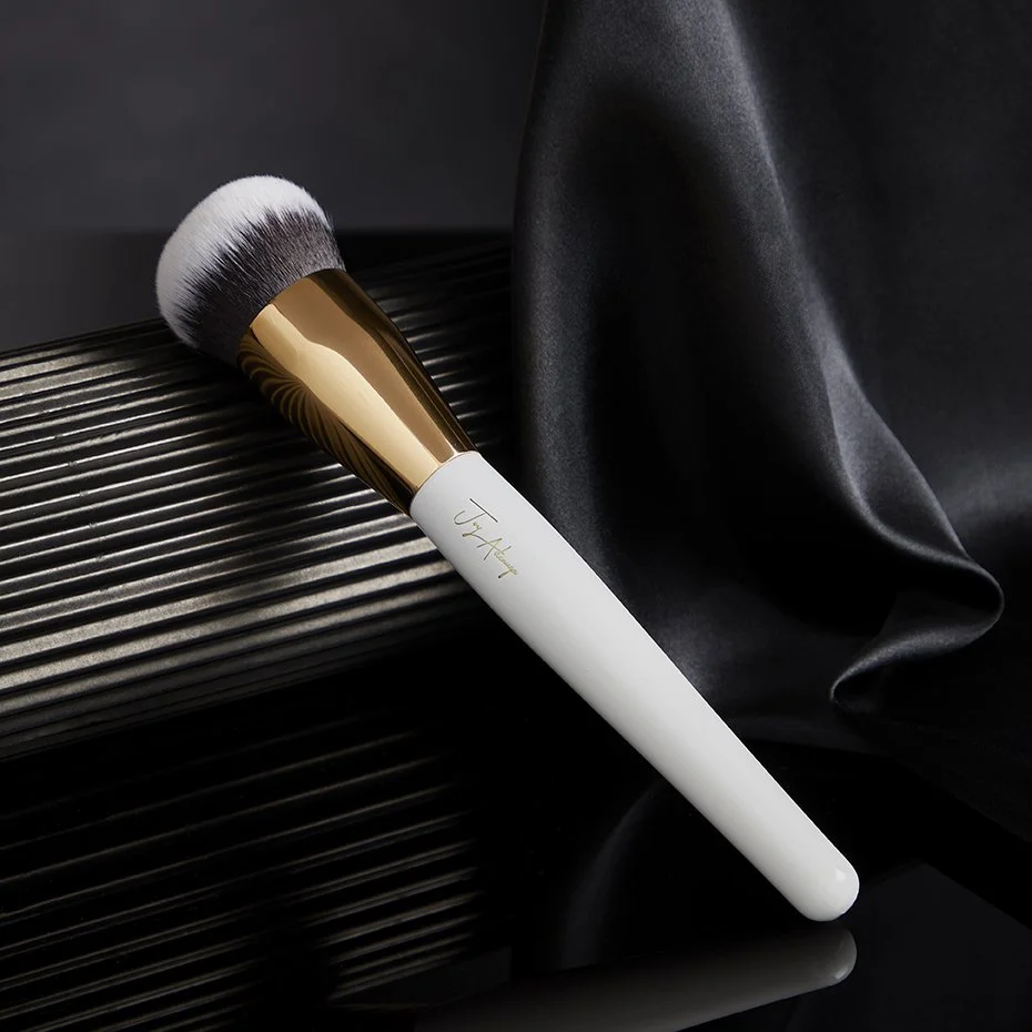 Foundation Helpers Brush 1 (Large Jpeg).jpg