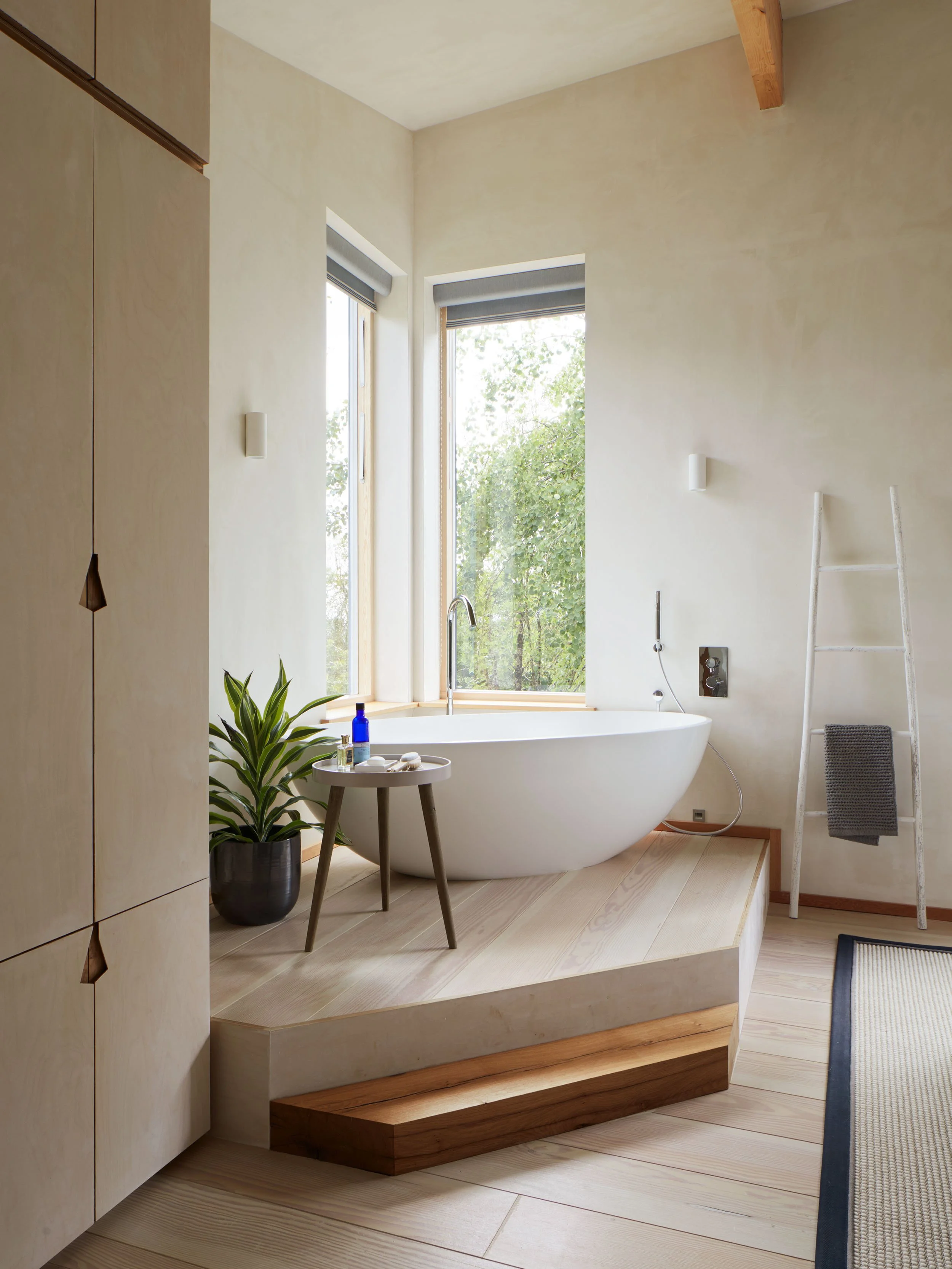 Pringle & Pringle Devon LR Oct 2018 Photographer Joakim Boren Master Bath.jpg