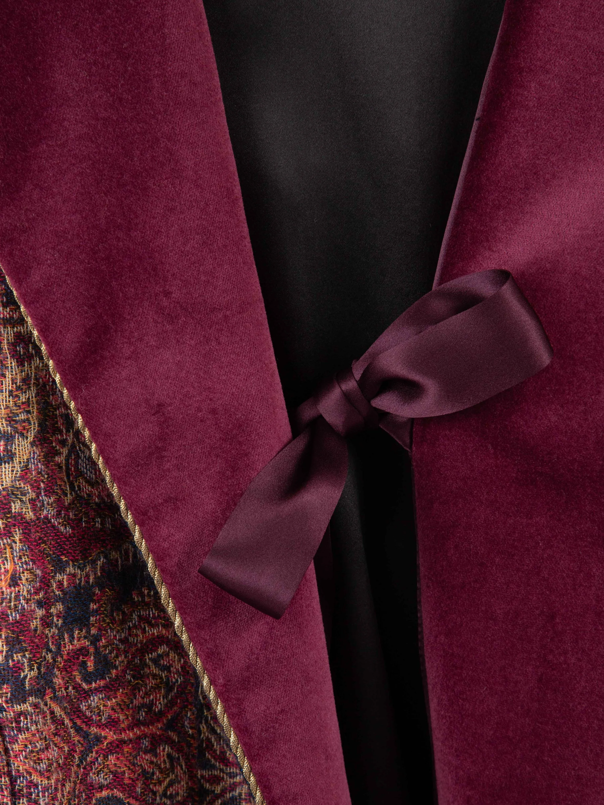 BURGUNDY PAISLEY WOOL JACQUARD FEm-6.jpg