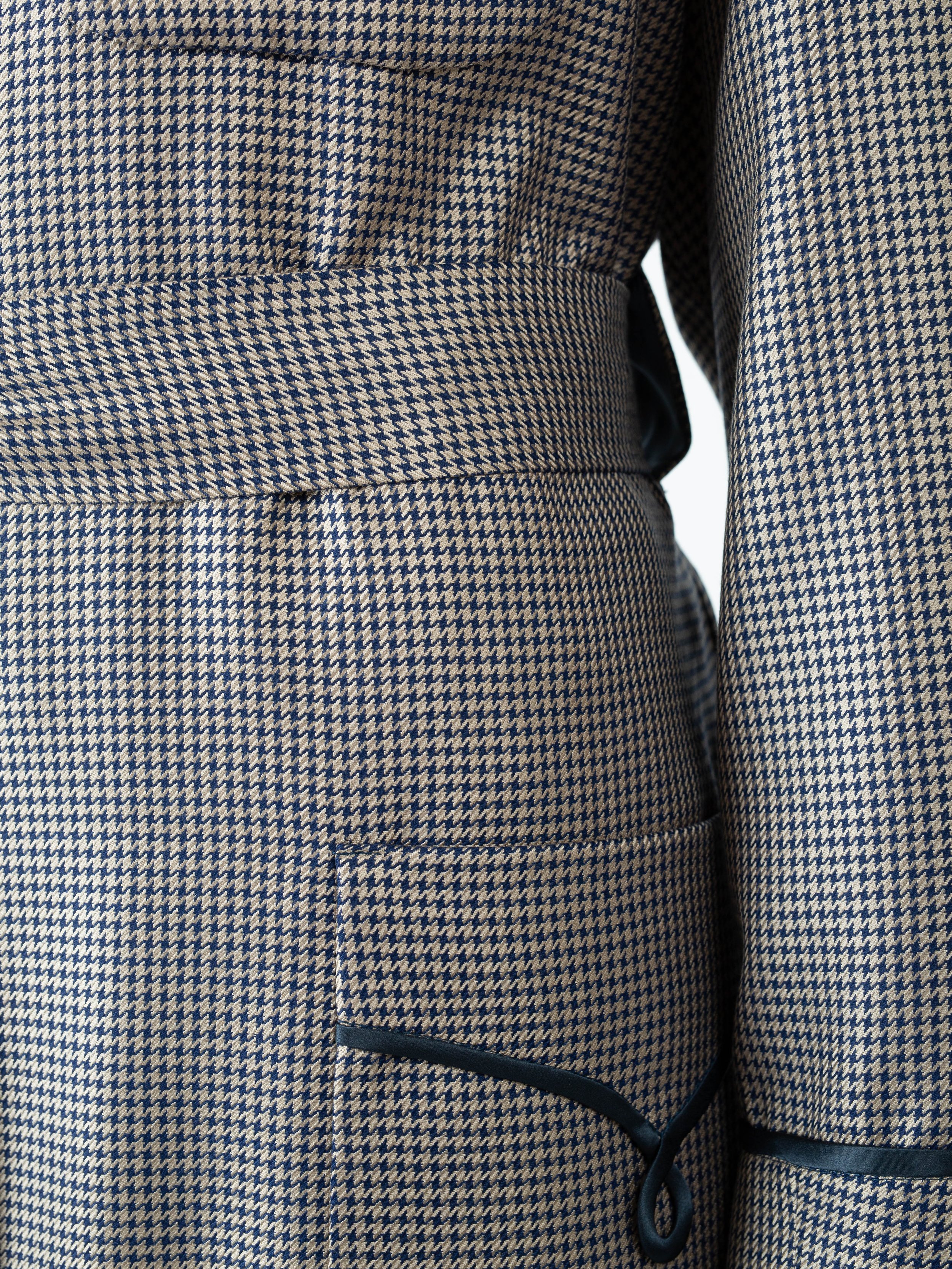 SILK WOOL WORSETD - SILVER DOGTOOTH-5.jpg