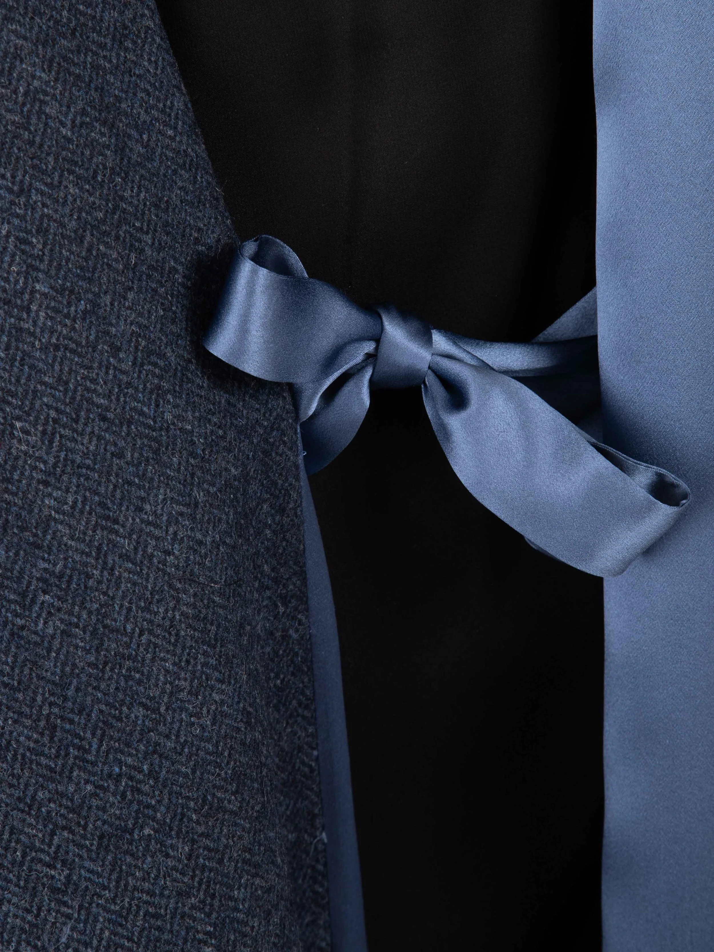 NAVY HERRINGBONE WOOL AW25-6.jpg