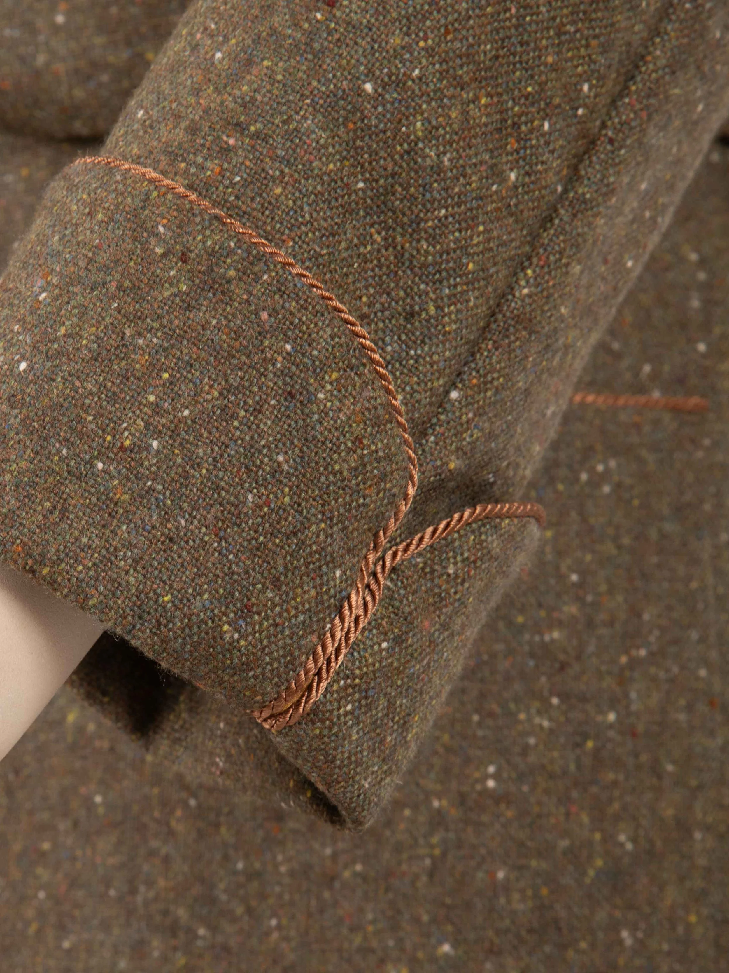 UNLINED GREEN DONEGAL CASHMERE-5.jpg