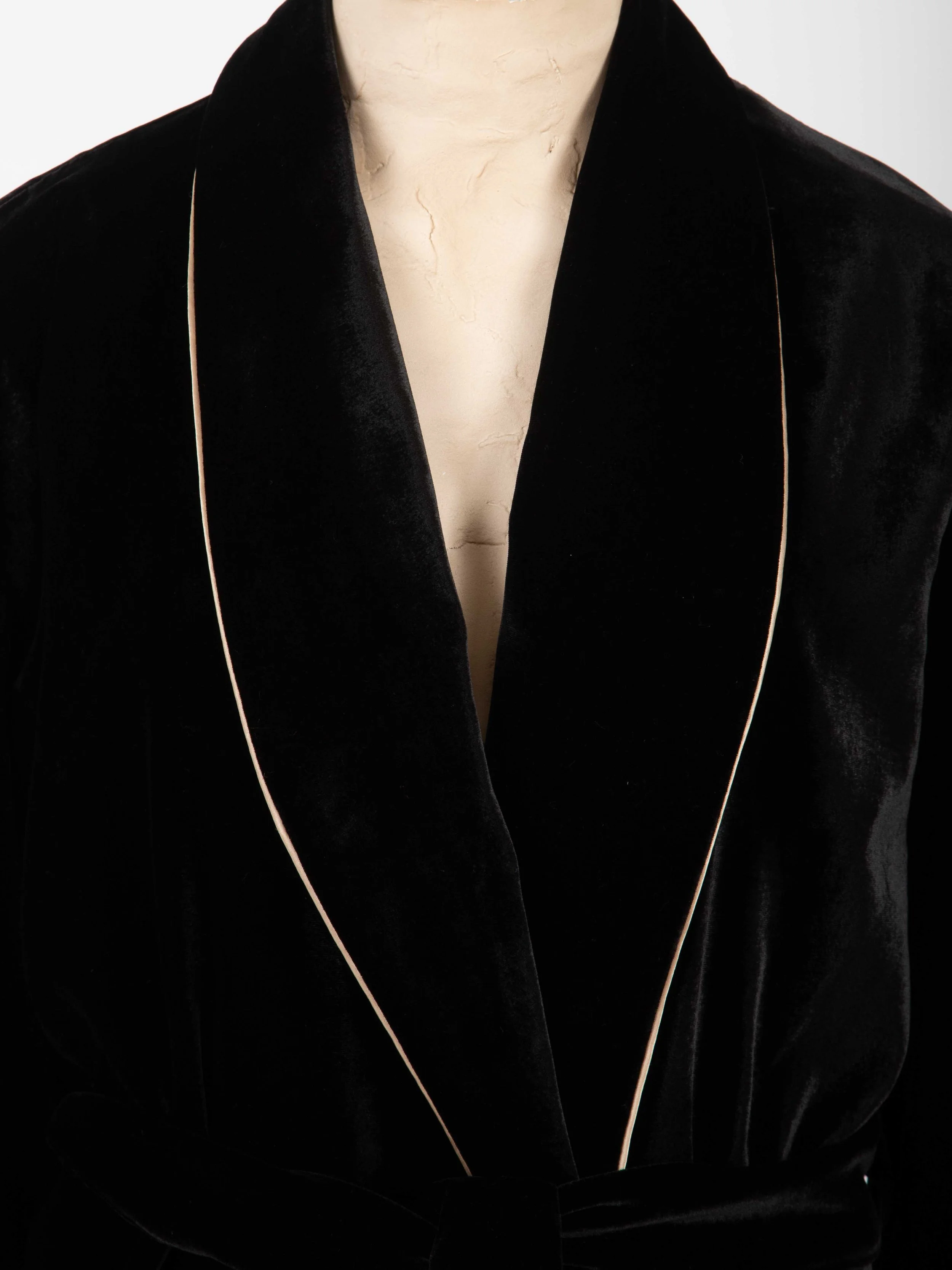 BLACK SILK VELVET.jpg