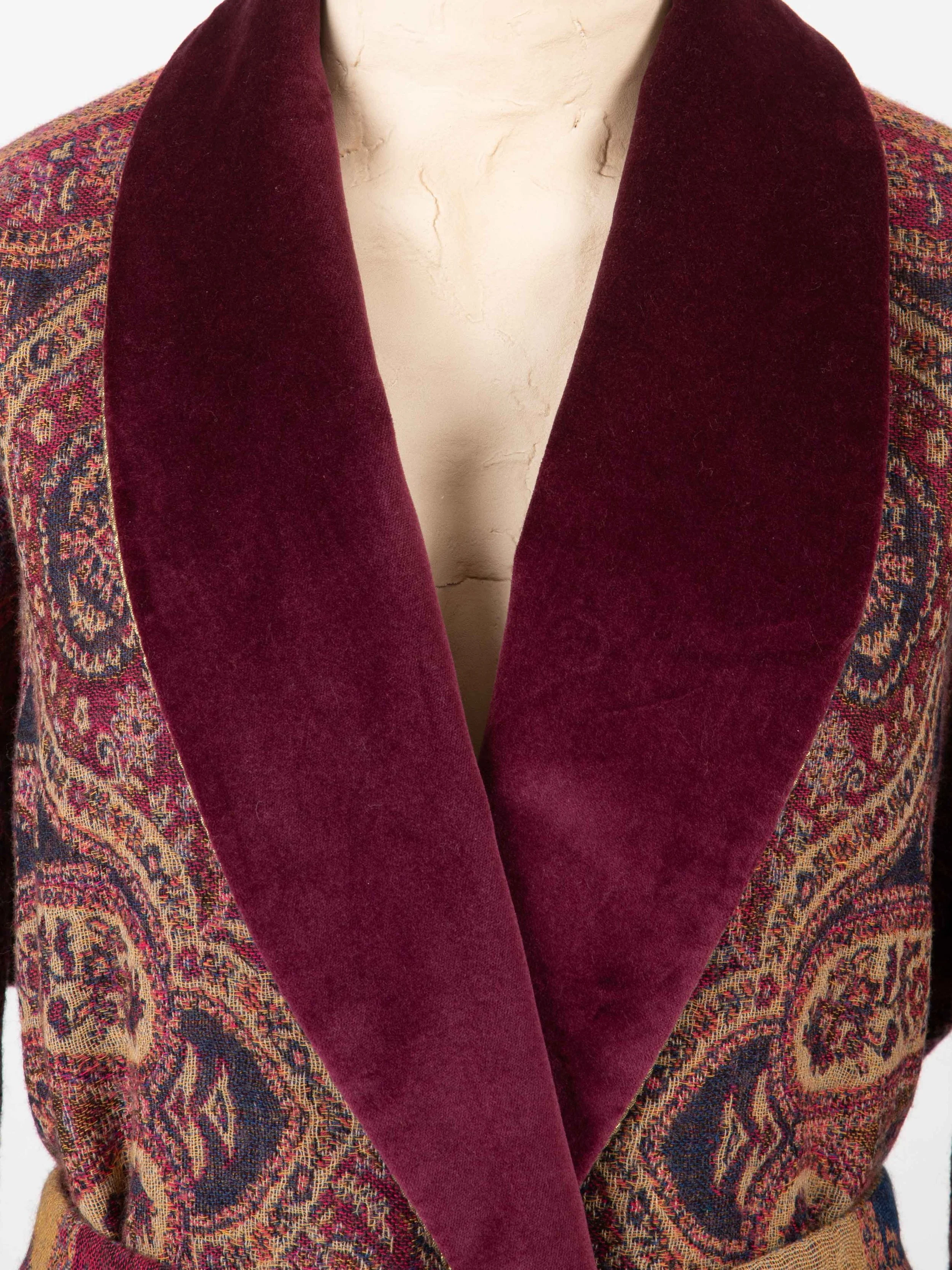 BURGUNDY PAISLEY WOOL JACQUARD FEm-1.jpg