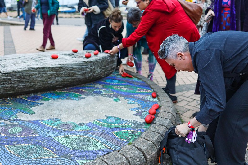 Red Pebbles for Murdered Women