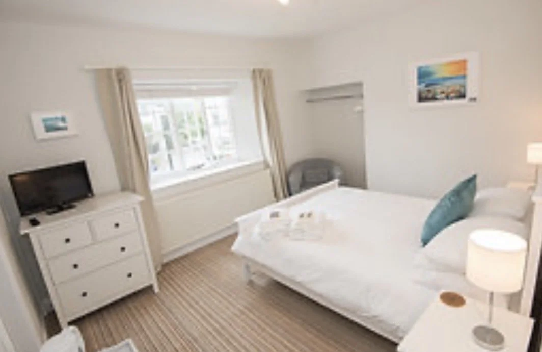 Room 1 ~ £1150