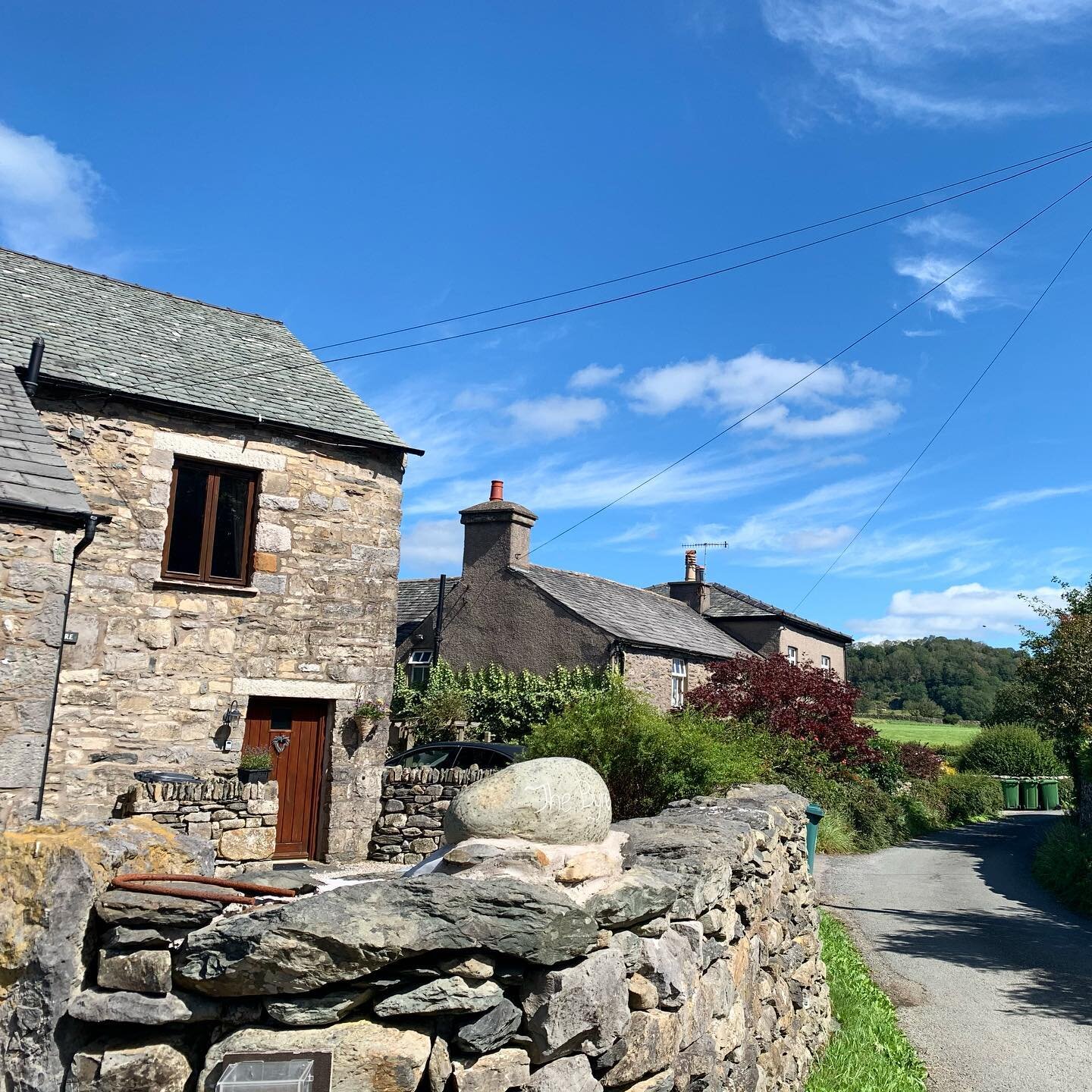 Happy 1st October everyone 🍂✨🍁

And what a beautiful, fresh and sunny day it is here in the countryside ☀️ We&rsquo;ve currently got some guests staying for a few days and we&rsquo;re positive they&rsquo;ll have a fantastic time visiting lots of ne