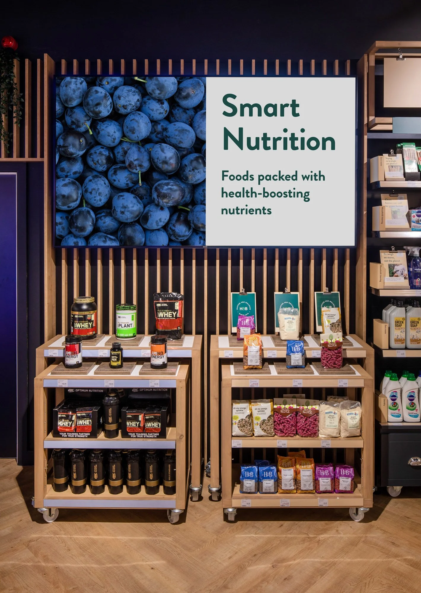 WHIPPET HandB 0820_016 retouched_2.jpg