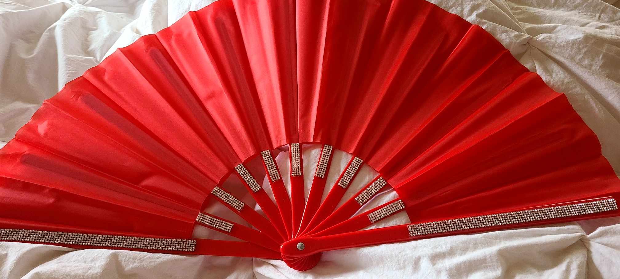 red bling fan1.jpg