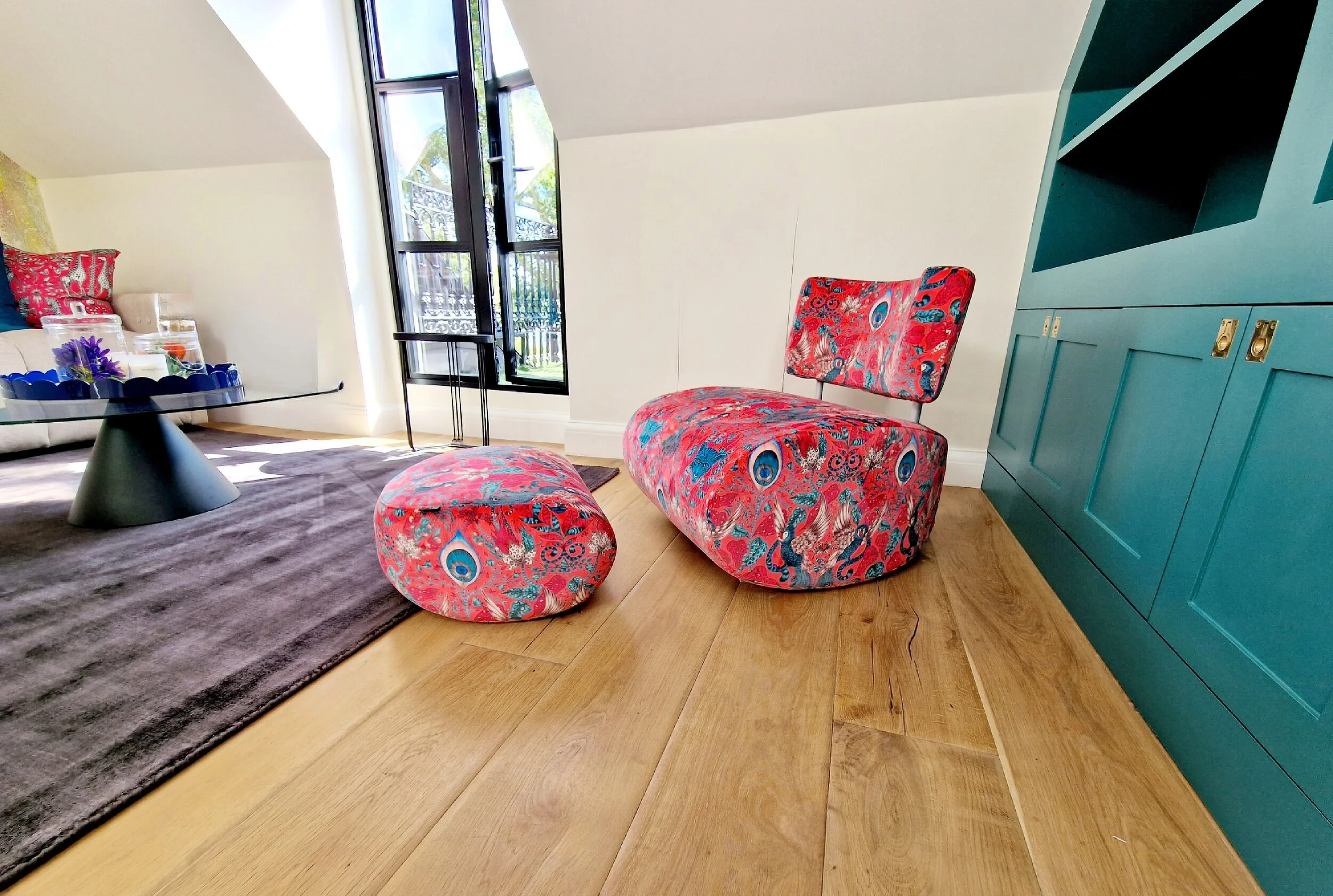 Out of the Ordinary Décor  