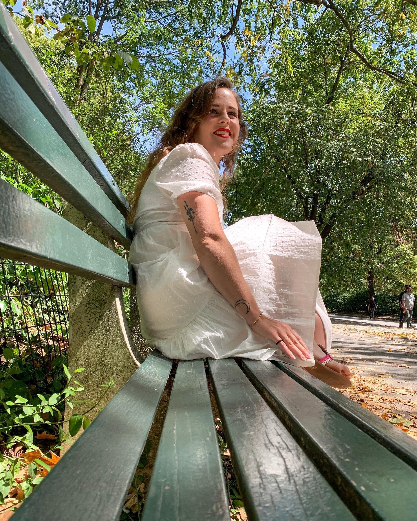 Summer staple alert: the airy white dress. 
No matter what day it is, how the weather is, or what you&rsquo;re doing- a breezy white midi dress is always a good look! I&rsquo;ve picked out several of my favorites for you here: https://liketk.it/3Nq3B