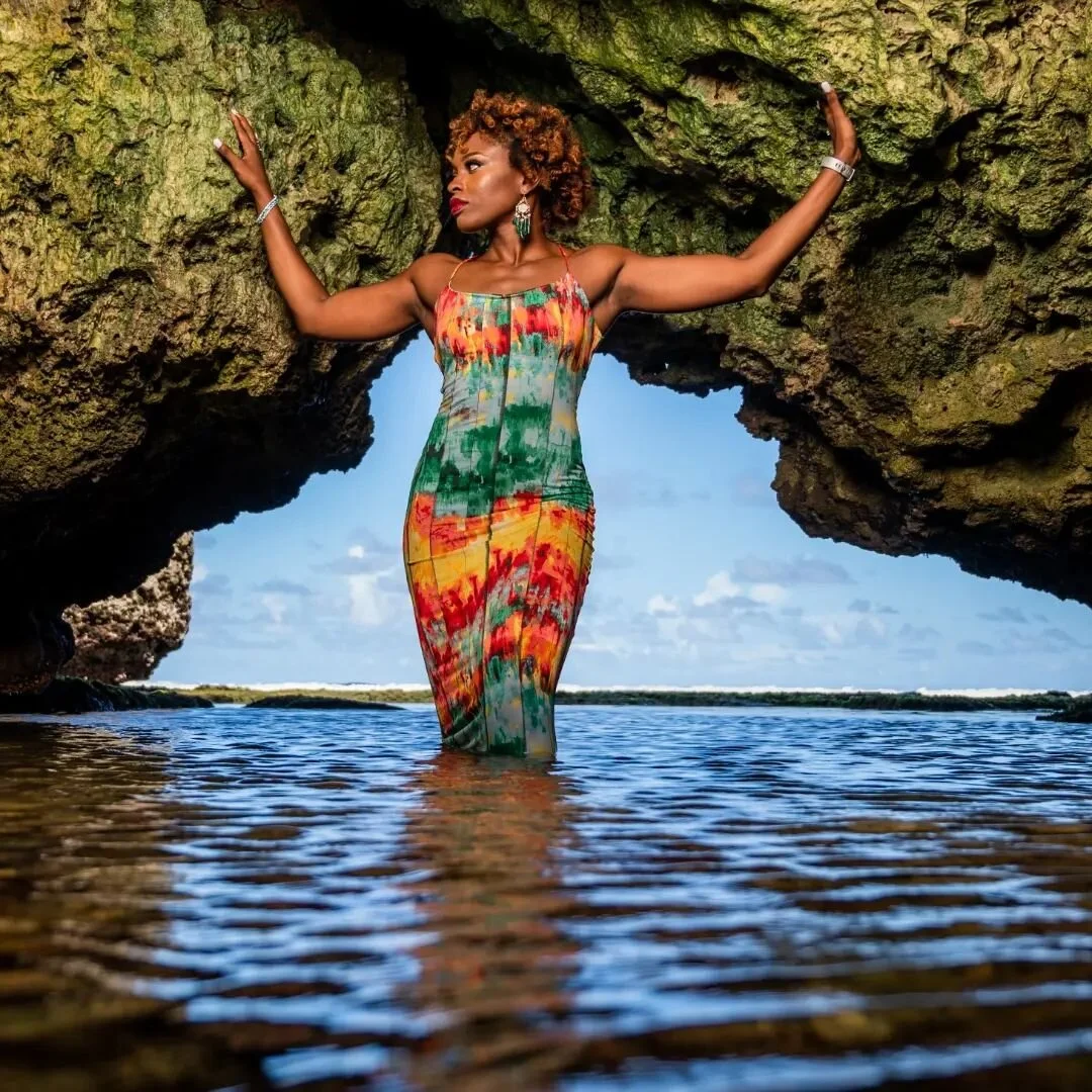 Difficult journeys lead to beautiful destinations 
#happybirthday #birthdaygirl #birthdayshoot #beautifulsoul #beautiful #gorgeous #fitgirlsrock #ebonyqueen #trainforthedress #Barbados #kryptechphotography 
Lighting assistant: @ifbbpro_anomar