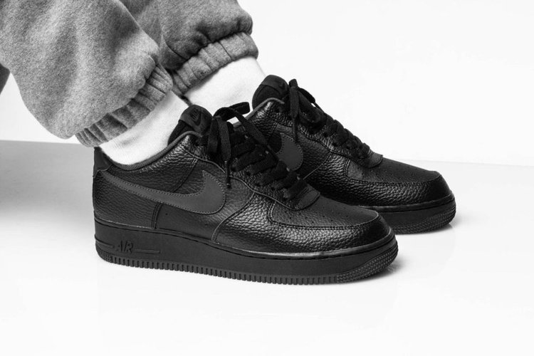 The "Stingray" Leather Nike Air Force 1 PRM Is On Sale For $51.97!