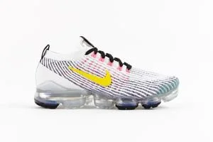 The Nike Vapormax Flyknit 3 "Dippin Dots" Is On Sale For $130!