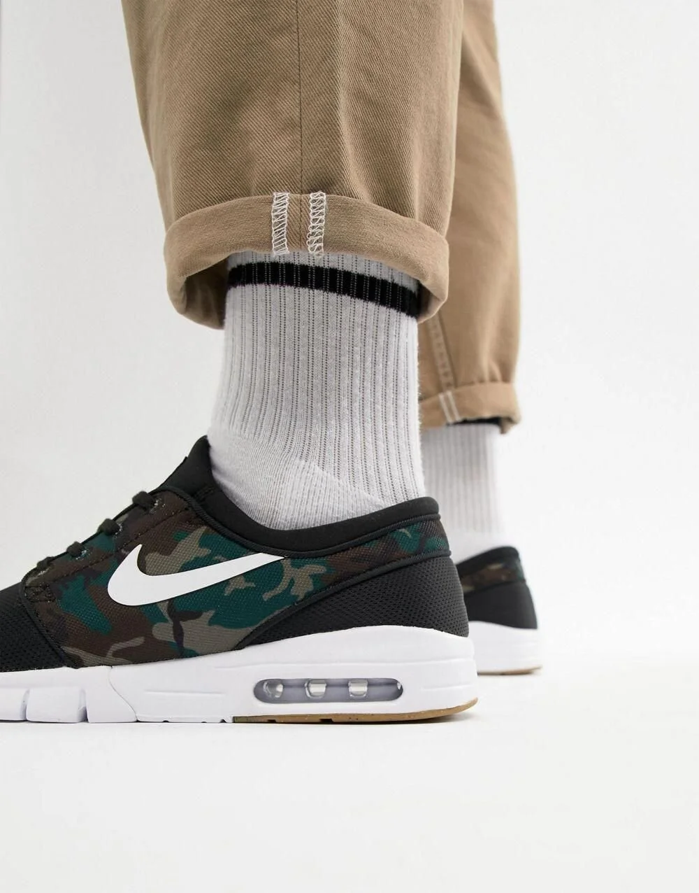 The Nike SB Janoski Max Is On Sale For $64.97!