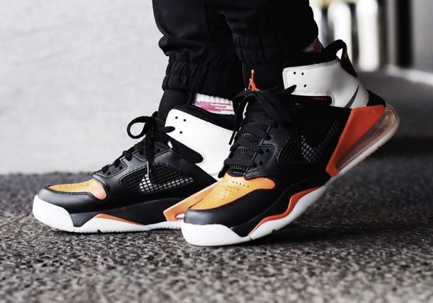 The "Shattered Backboard" Jordan Mars 270 On Sale For $97.49!