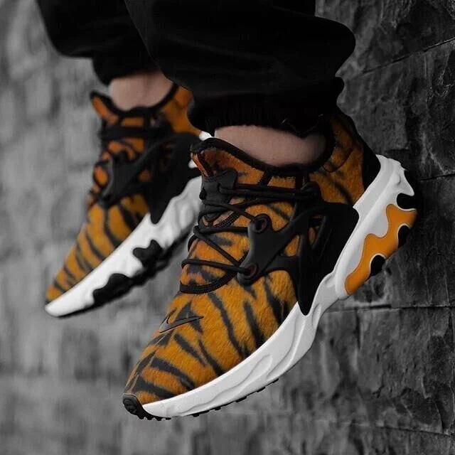 The Nike React Presto "Tiger" is on sale for $90!