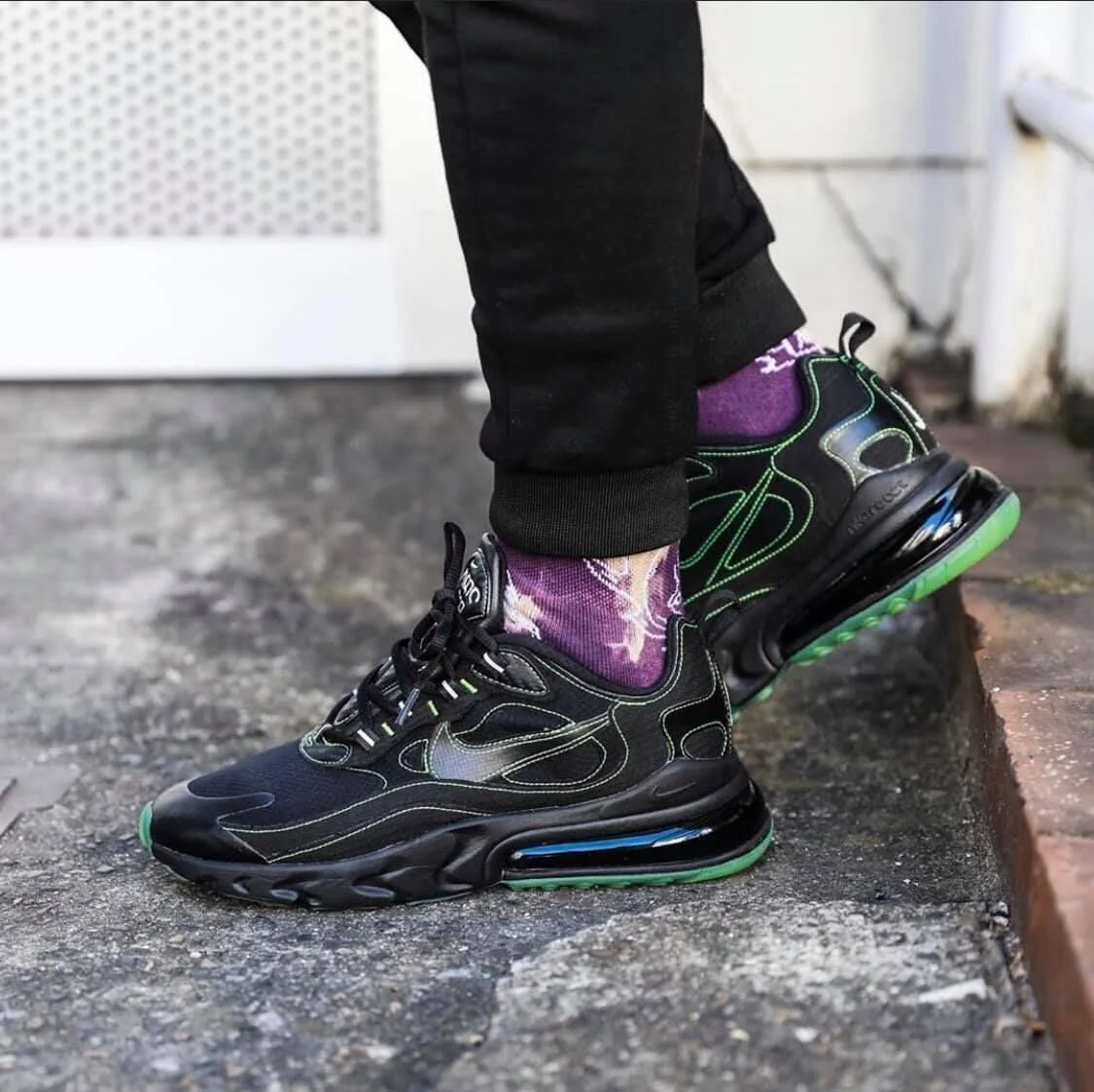 The "Electric Green" Nike Air Max 270 Is On Sale For $66.76!