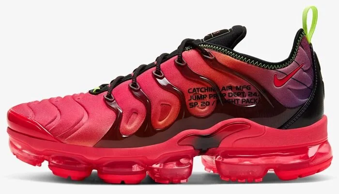 The Nike Air Vapormax Plus "Catching Air" Is On Sale For $134.99!