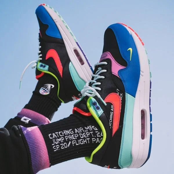 The  "Parachute" Nike Air Max 1 Is On Sale For $82.49!