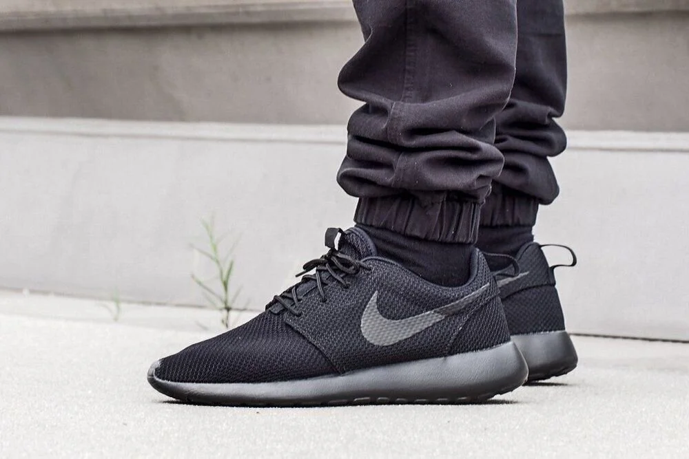 The "Triple Black" Nike Roshe Run Is On Sale For $44.99!