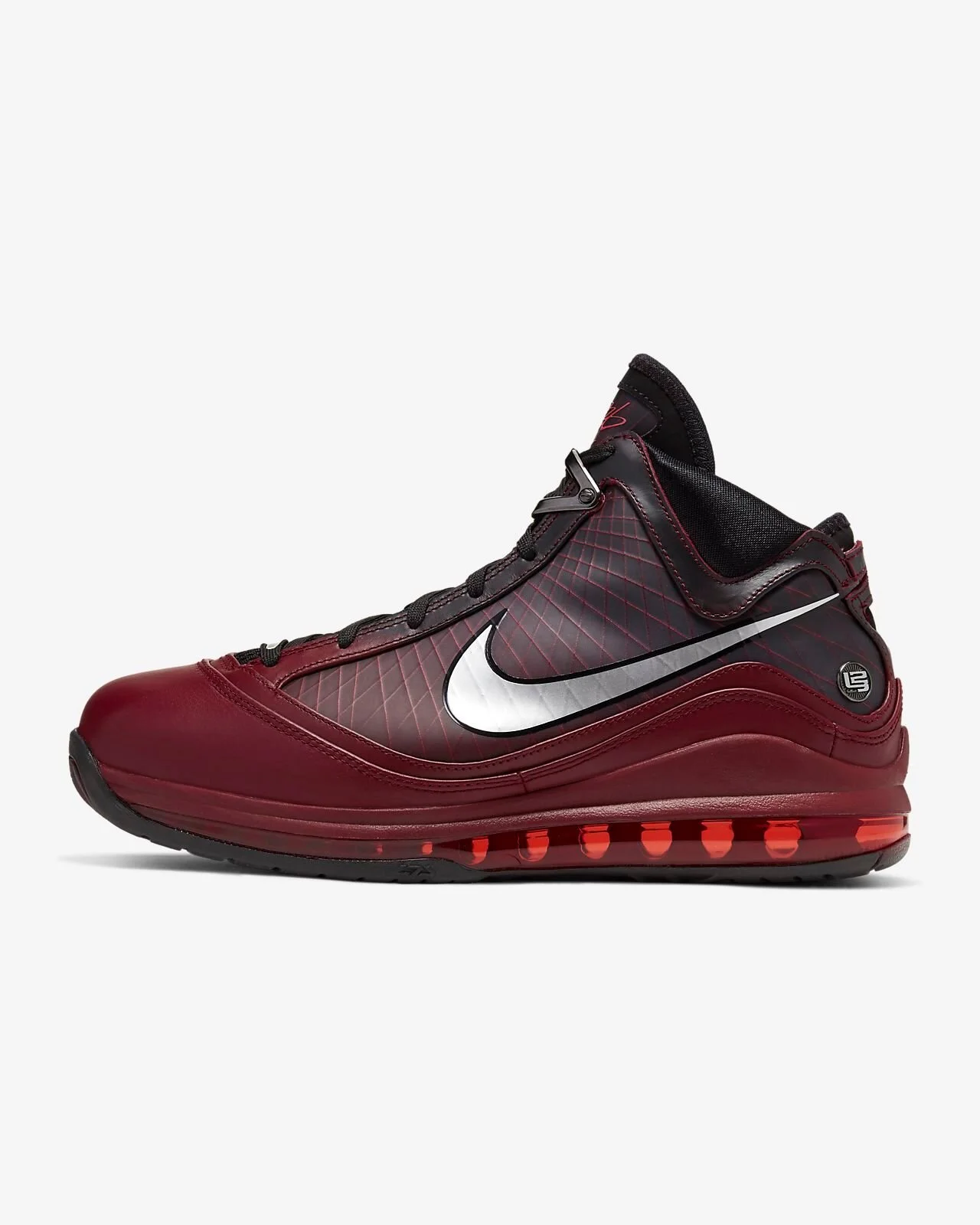 The Nike LeBron 7 "Christmas" Is On Sale For $124!