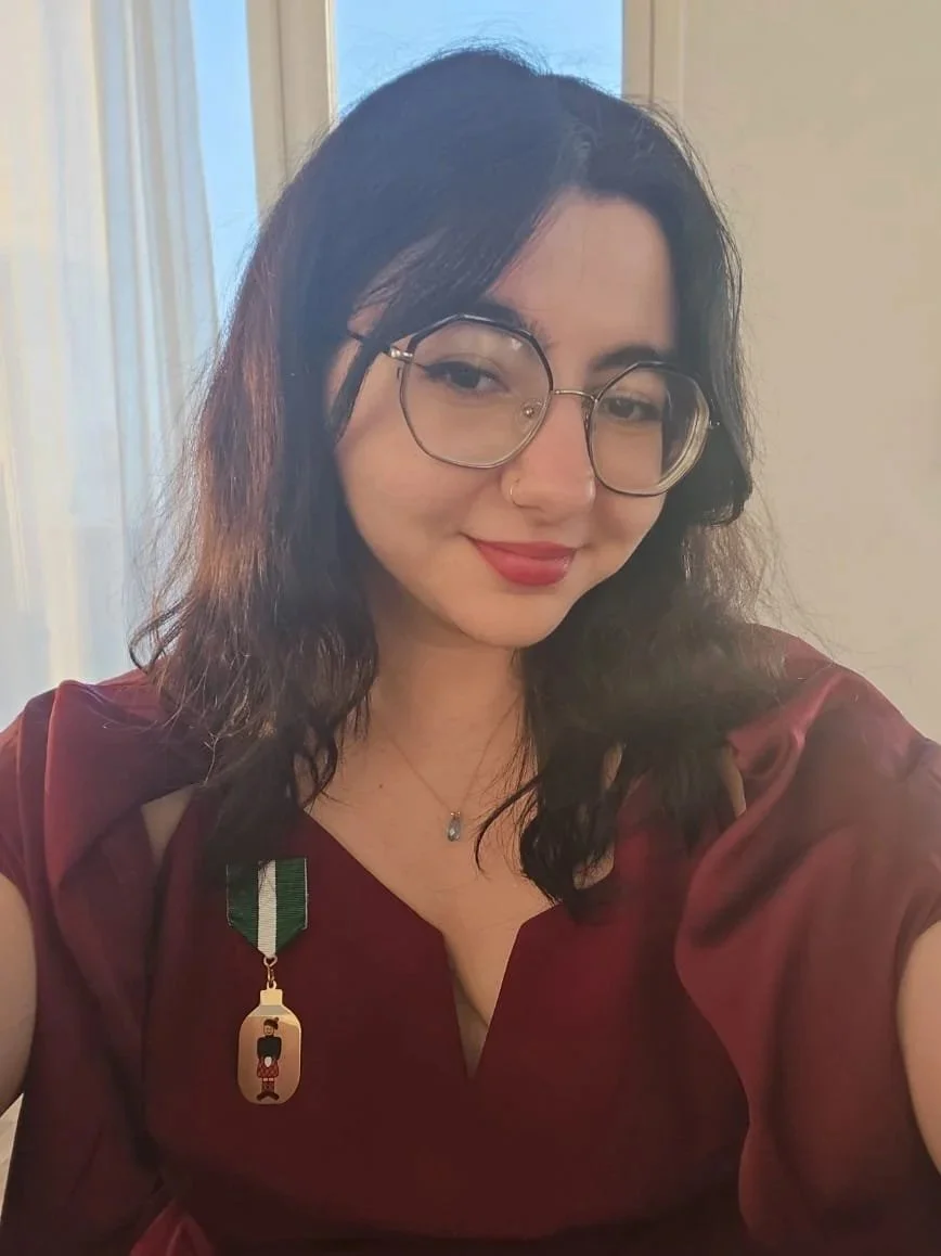 Christy Abou Saad (hon/henne) | PR-Mästare   

Jag är ansvarig för nationens PR vilket innefattar marknadsföringen av våra evenemang (allt från veckomenyn till temapubbar), samarbeten med andra organisationer och varumärken, och allt som har med tem